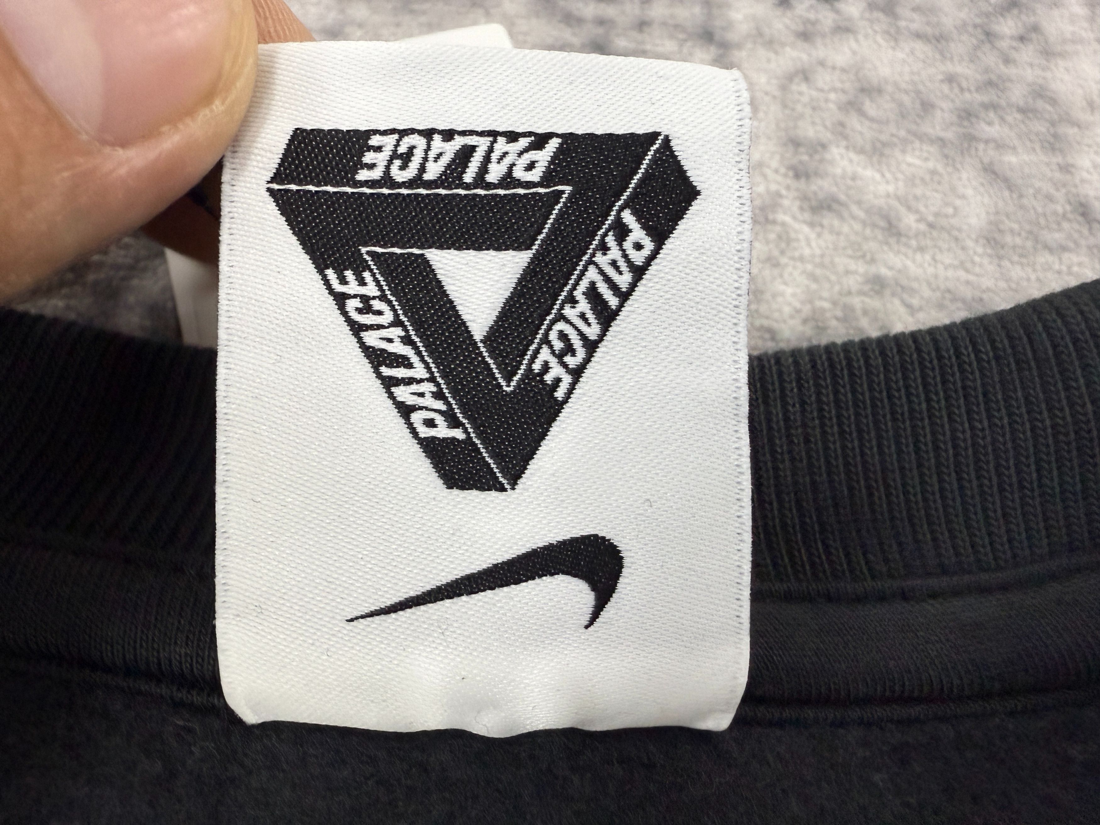 Palace Palace x Nike Total P90 Crew Black Size Medium NEW Size US M / EU 48-50 / 2 - 9 Thumbnail
