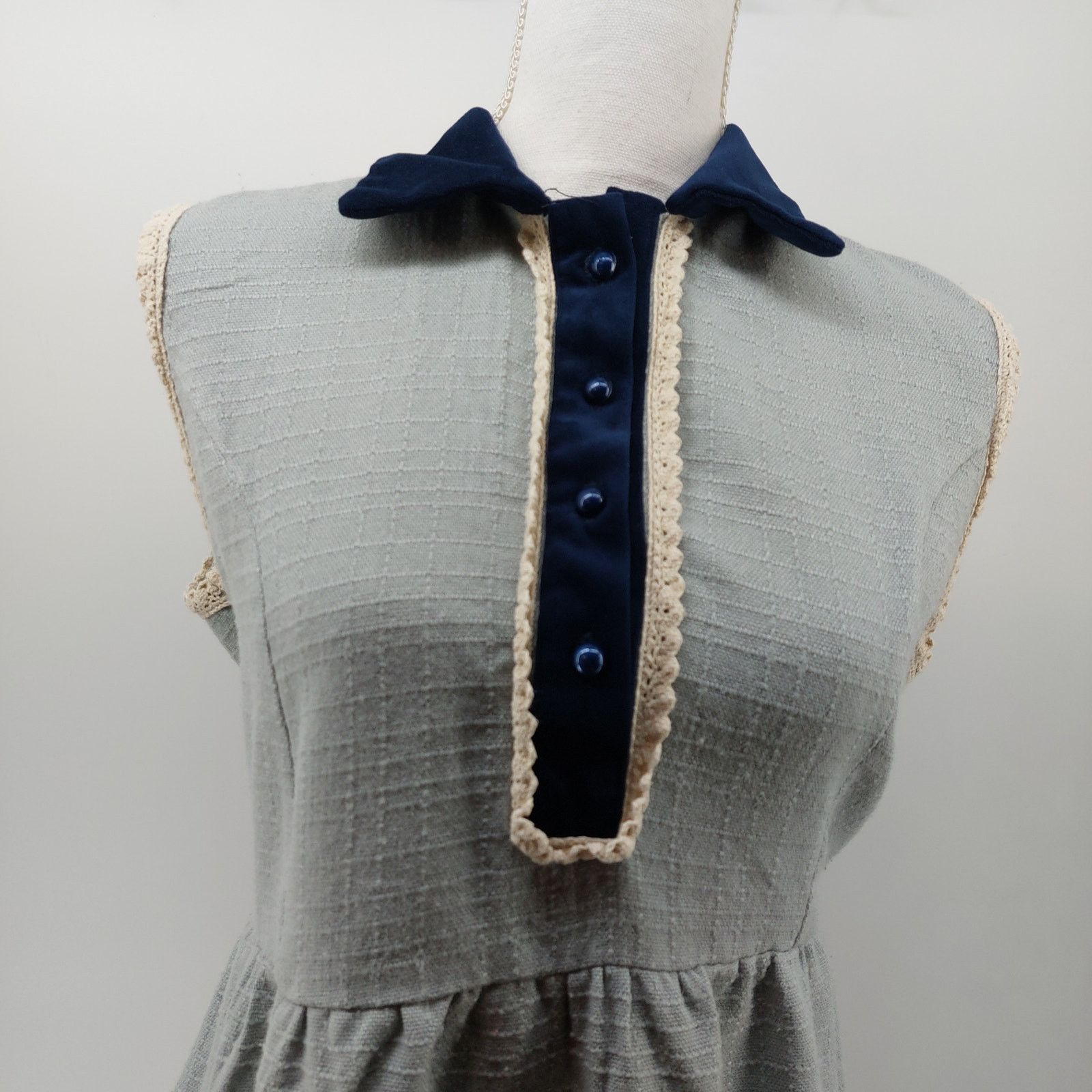 Other Vintage Women's Dress Blue Velvet Modest Cottagecore Sz 40 Size M / US 6-8 / IT 42-44 - 12 Thumbnail