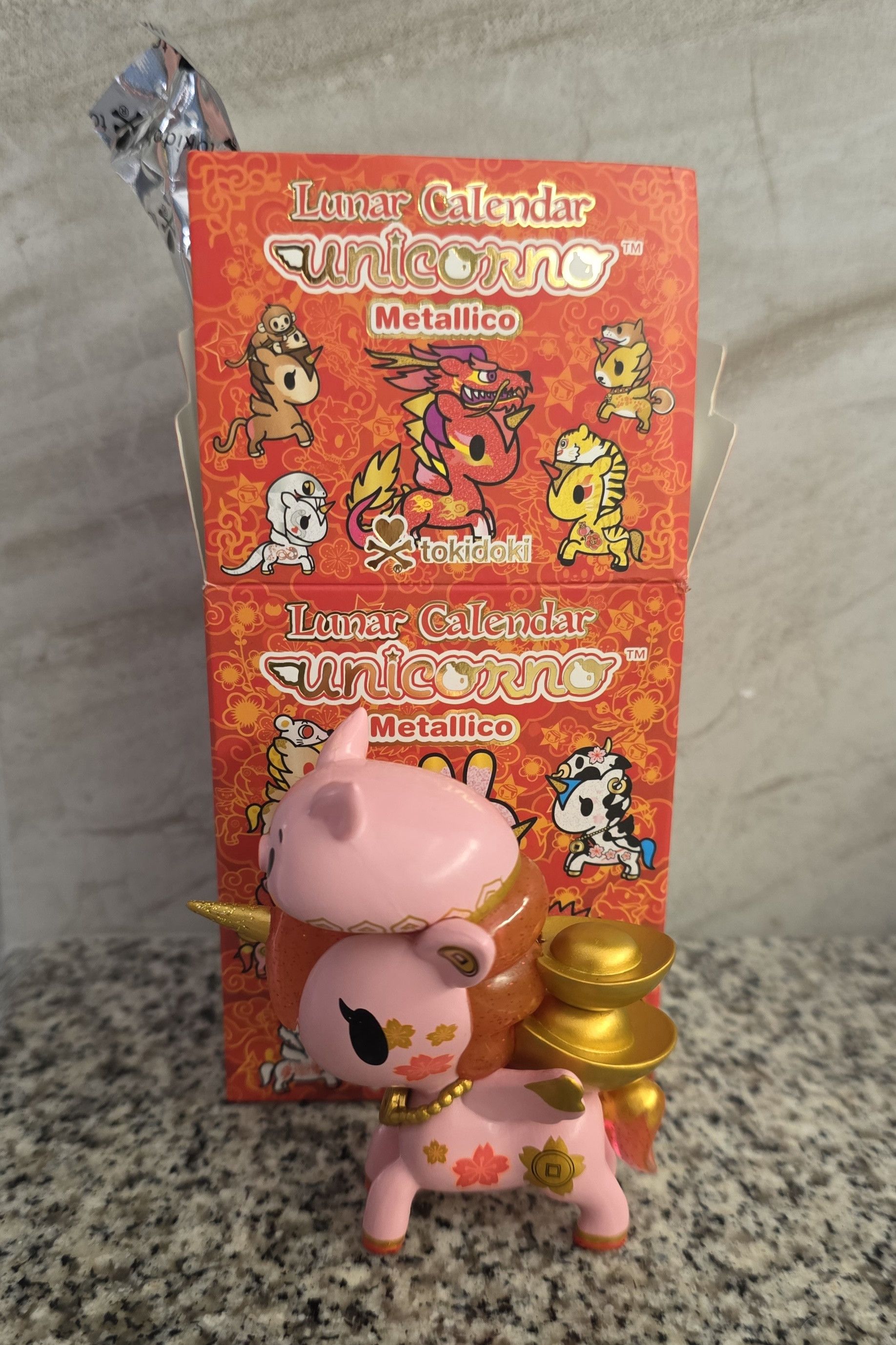 tokidoki Open Box Lunar Unicorno Metallico Box Year of the Pig 🐖 Size ONE SIZE - 1 Thumbnail