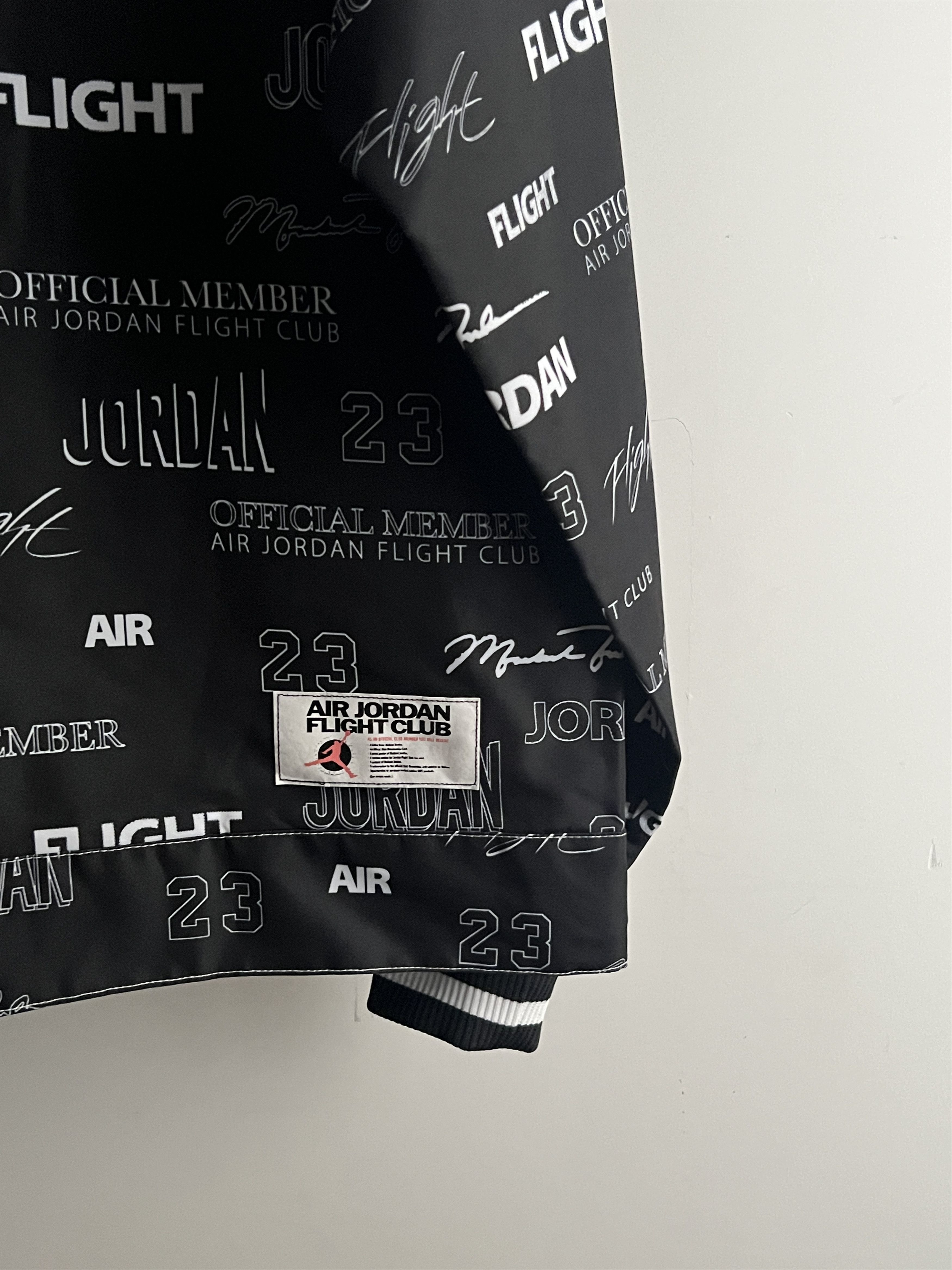 Jordan Brand × Nike Jordan Monogram Light Jacket Overshirt Windbreaker Nylon Size US M / EU 48-50 / 2 - 9 Thumbnail