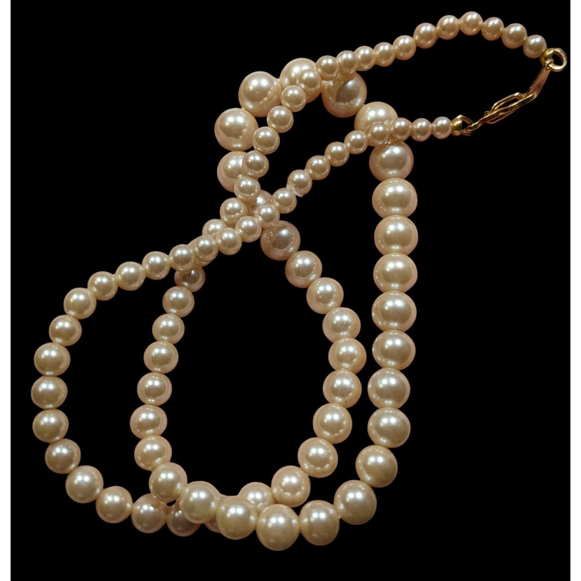 Other Vintage Cream Pearl Beaded Necklace With Gold-Tone Clasp Size ONE SIZE - 3 Thumbnail
