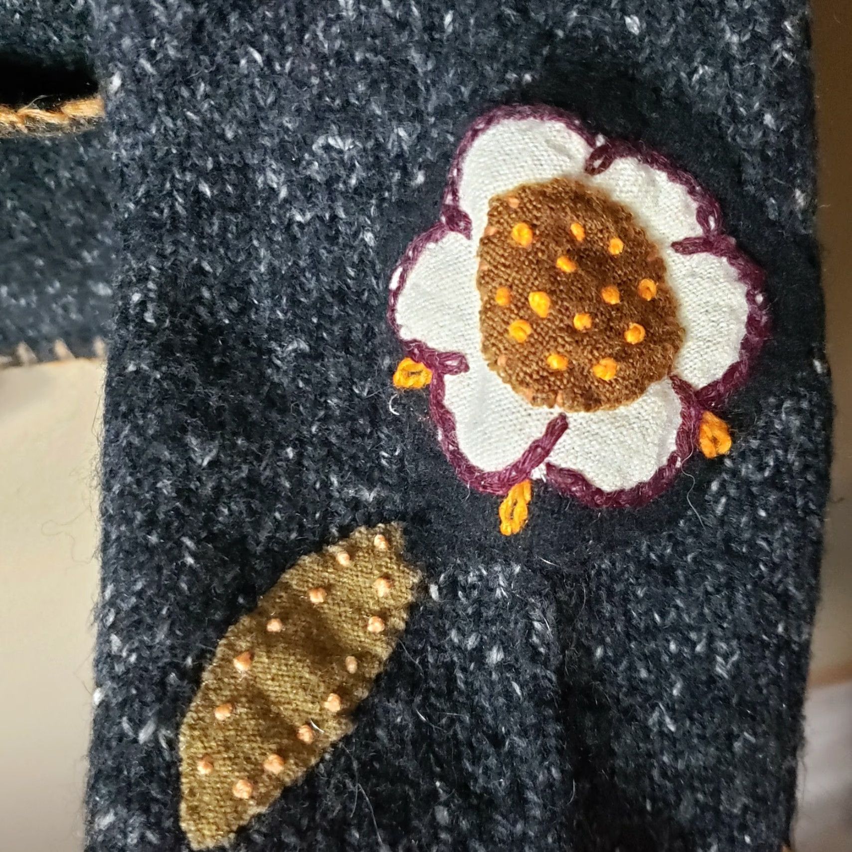 Vintage Relais Mohair Blend Floral Applique Sweater 2 Button Blazer Size S Women Gray Long Sleeve Embroidered Bohemian Size S / US 4 / IT 40 - 6 Thumbnail