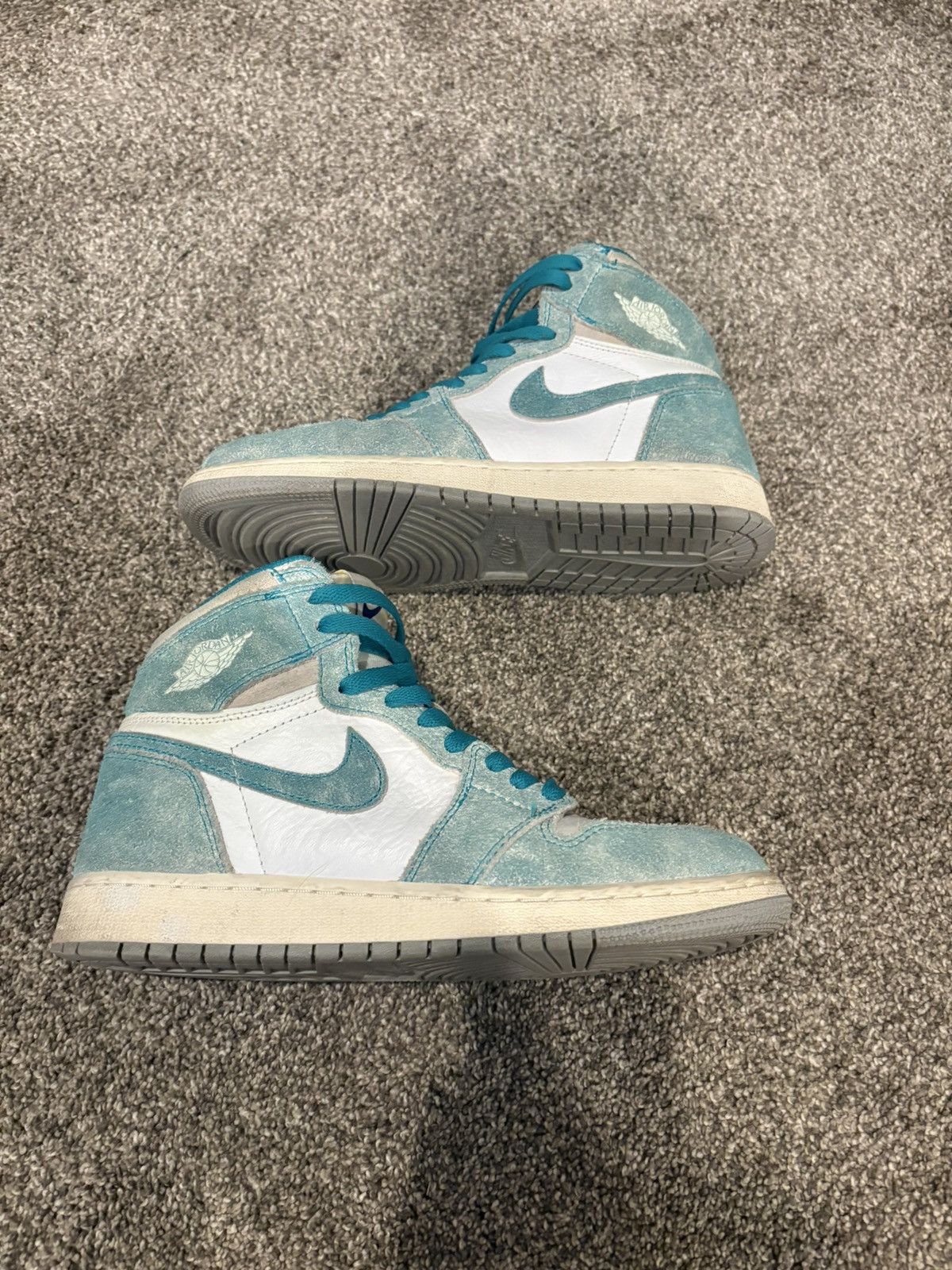 Jordan Brand Jordan 1 Retro High Turbo Green (GS) Size US 7 / EU 40 - 3 Thumbnail