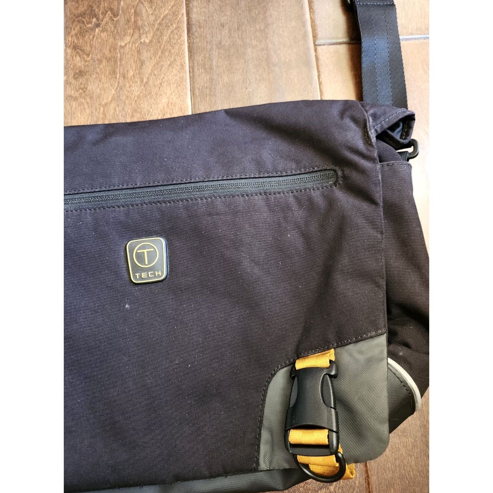 Tumi Tumi T-Tech Spell Out Crossbody Messenger Bag Briefcase Travel Bag Medium Black Mens Size ONE SIZE - 4 Thumbnail