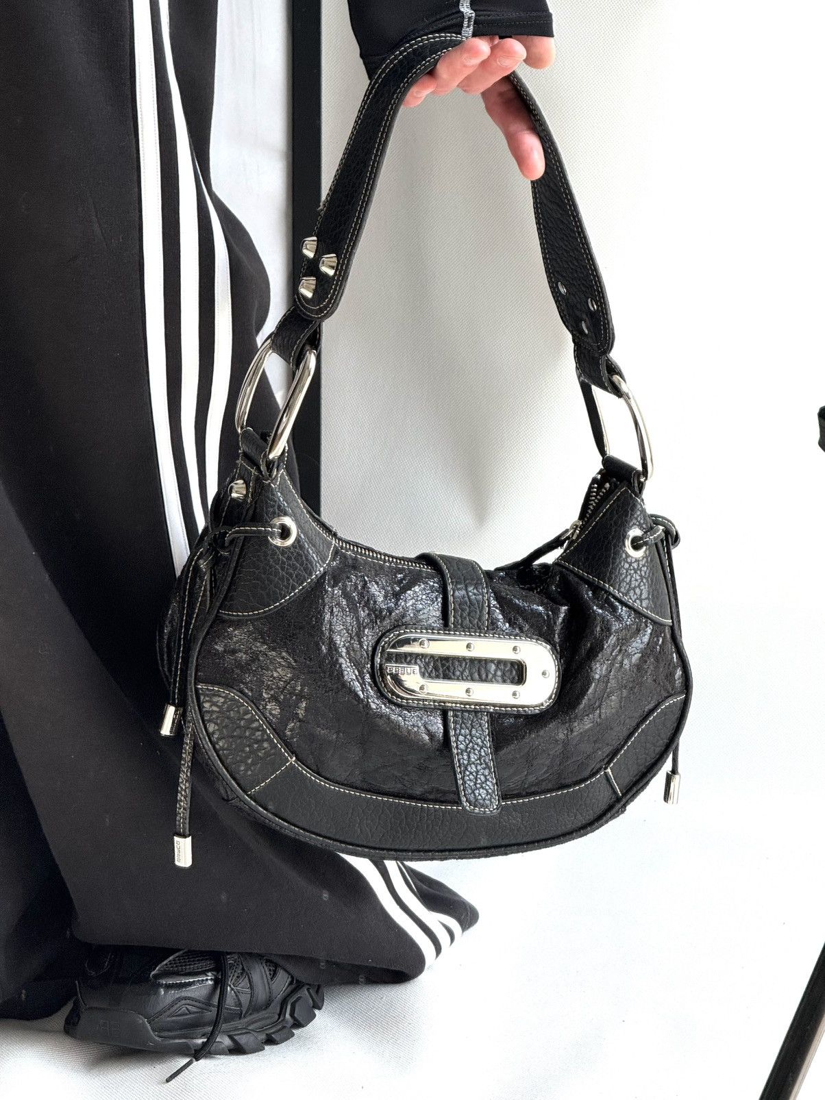 Guess Guess vintage buckle logo bag baguette mini 00s Y2k Handbag Size ONE SIZE - 17 Thumbnail