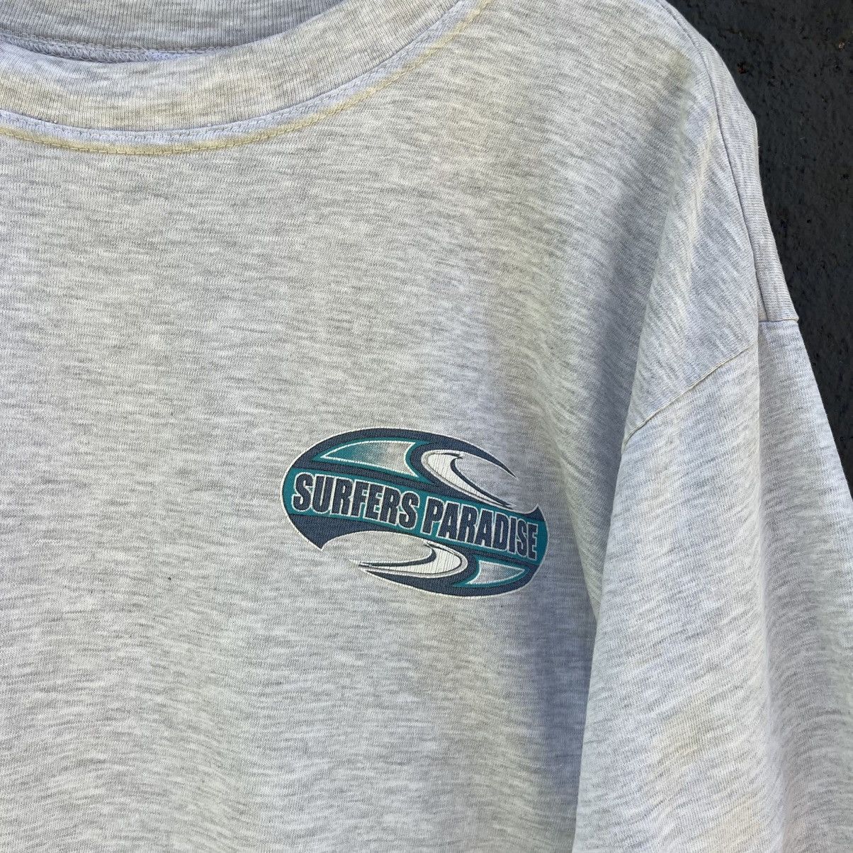 Sun Surf Thrashed Vintage 90s Surfers Paradise Surfing Brand Tee Size US L / EU 52-54 / 3 - 5 Thumbnail