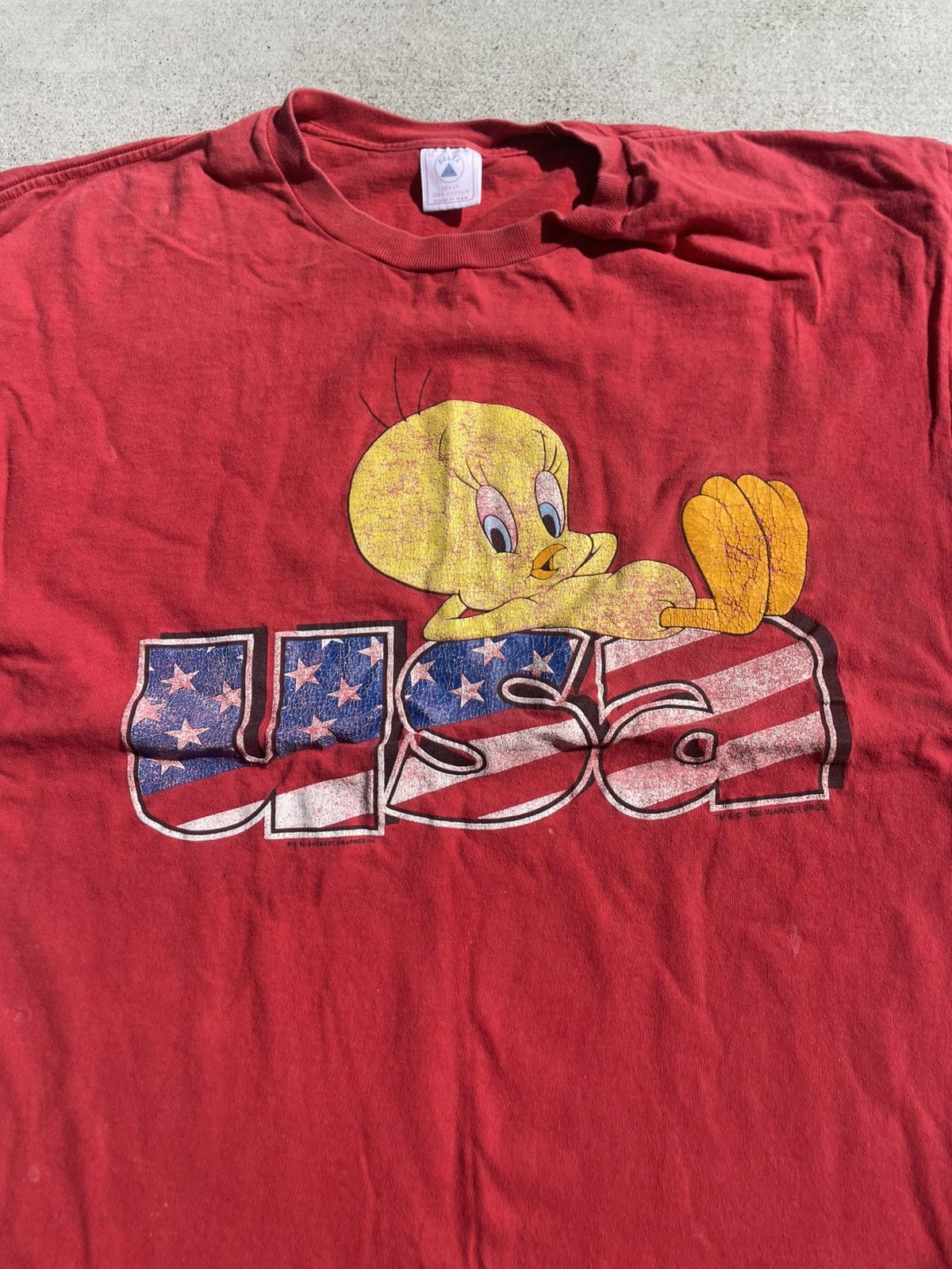 Vintage Vintage USA Tweety T shirt Size US XL / EU 56 / 4 - 2 Thumbnail