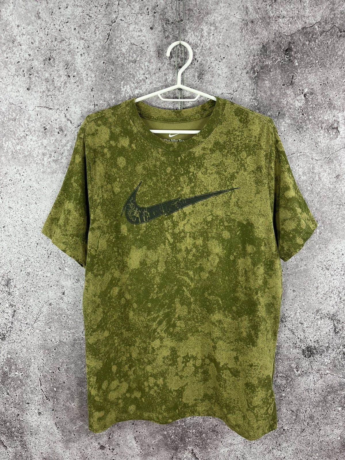 Japanese Brand × Nike Nike T-Shirt Ac/DC Style Back Logo Camo Big Swoosh Size L Size US L / EU 52-54 / 3 - 2 Thumbnail