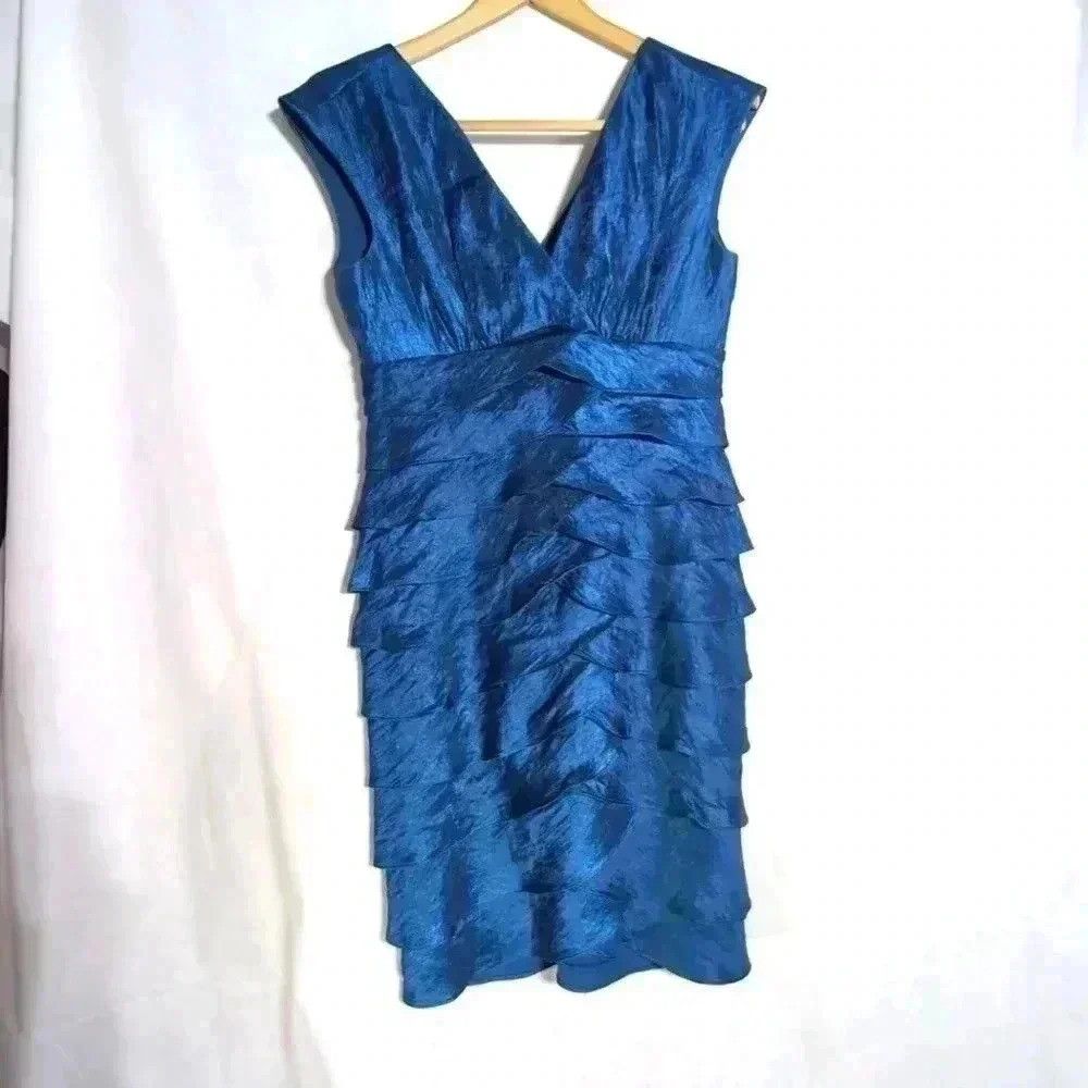 Designer Dress Barn party dress Mermaid Ruffle blue sz 6 petite Size M / US 6-8 / IT 42-44 - 1 Thumbnail