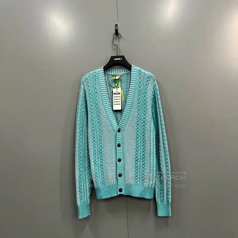 Burberry Burberry Women's Blue Wool Cardigan. Size L / US 10 / IT 46 - 1 Thumbnail