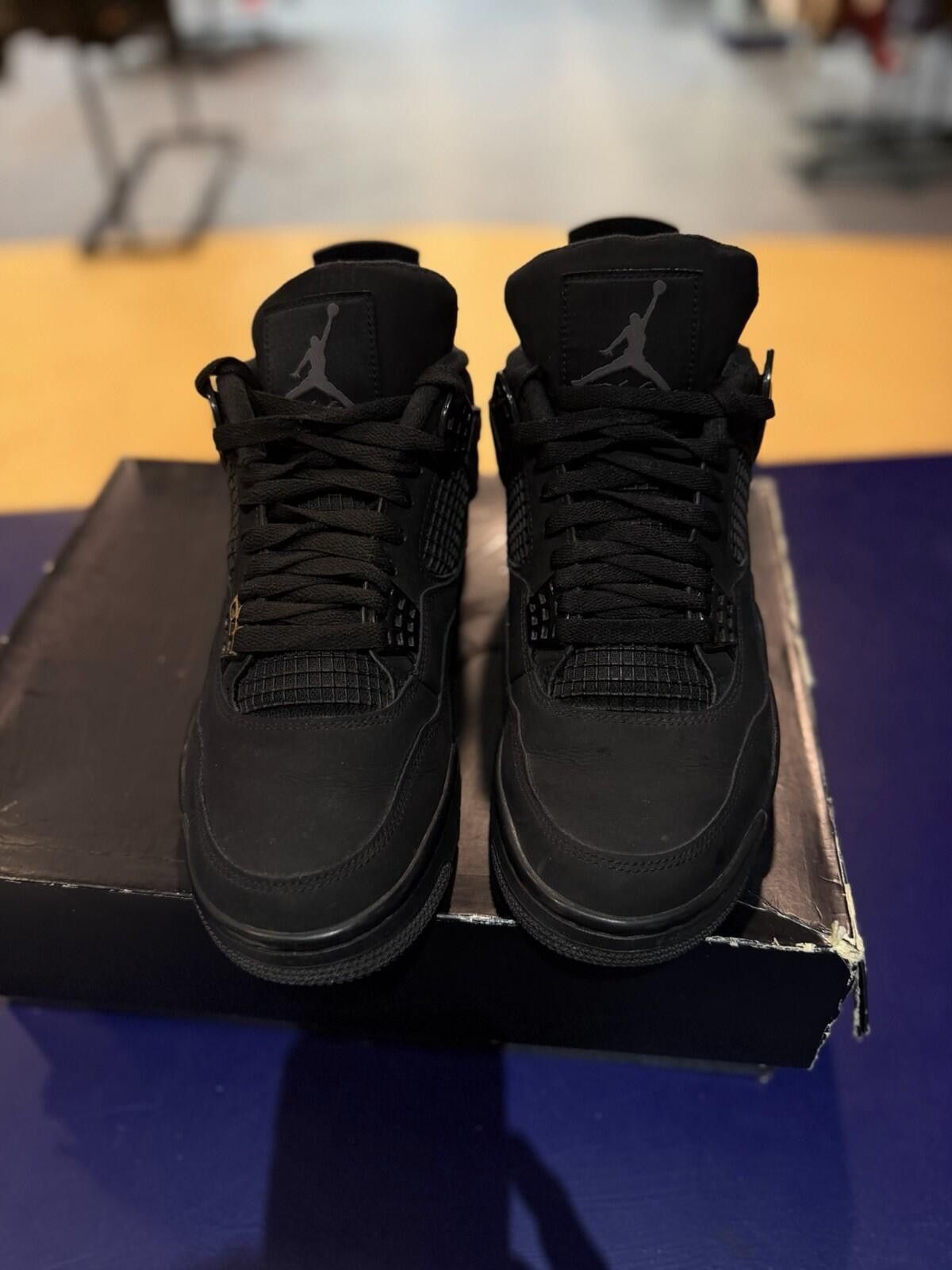 Jordan Brand Jordan Air Jordan 4 Black Cat Low Top Sneaker 2020 Men's 9.5 Size US 9.5 / EU 42-43 - 10 Thumbnail