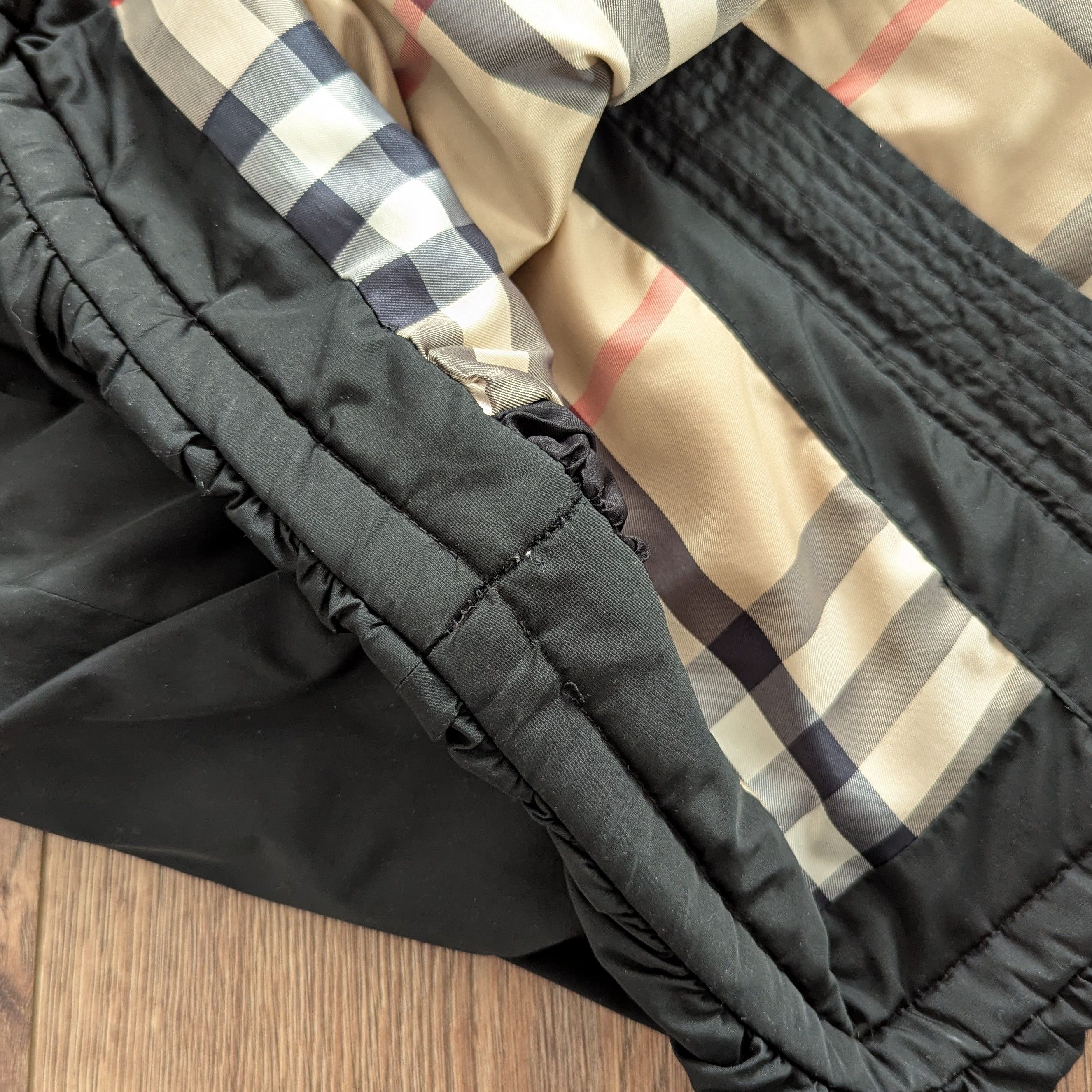 Burberry BURBERRY London Hooded Jacket With Removable Fur Black Size M / US 6-8 / IT 42-44 - 18 Thumbnail