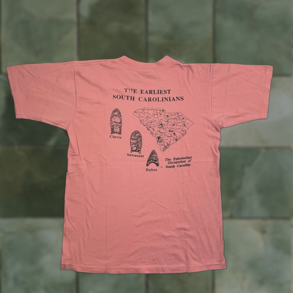 Fruit Of The Loom VINTAGE Fruit of the Loom T-Shirt Adult Large Pink Fossils Artifacts 90s Men Size US L / EU 52-54 / 3 - 1 Thumbnail