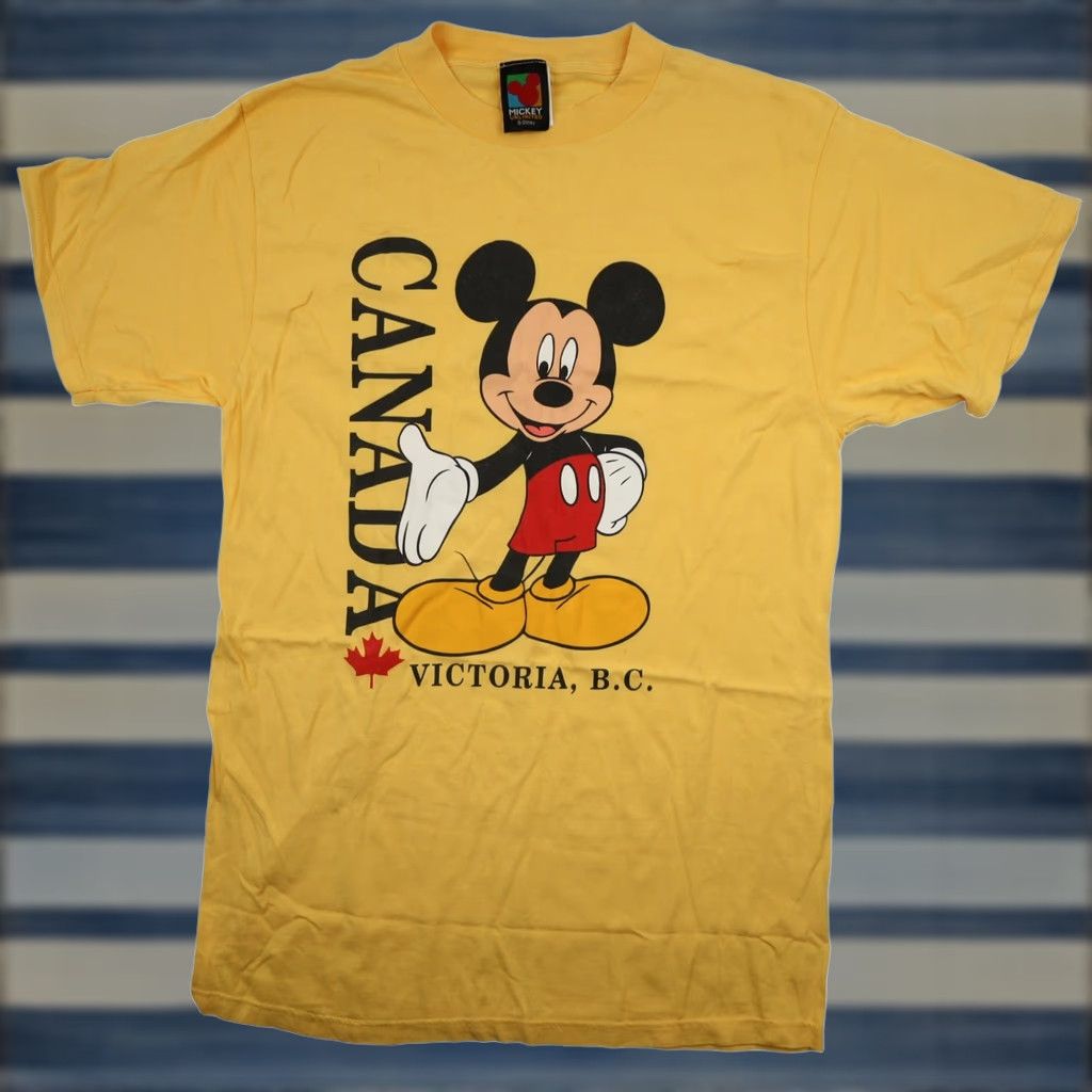 Disney VINTAGE Disney Mickey Mouse Canada Graphic T Shirt Yellow Mens Large L Size US L / EU 52-54 / 3 - 1 Thumbnail