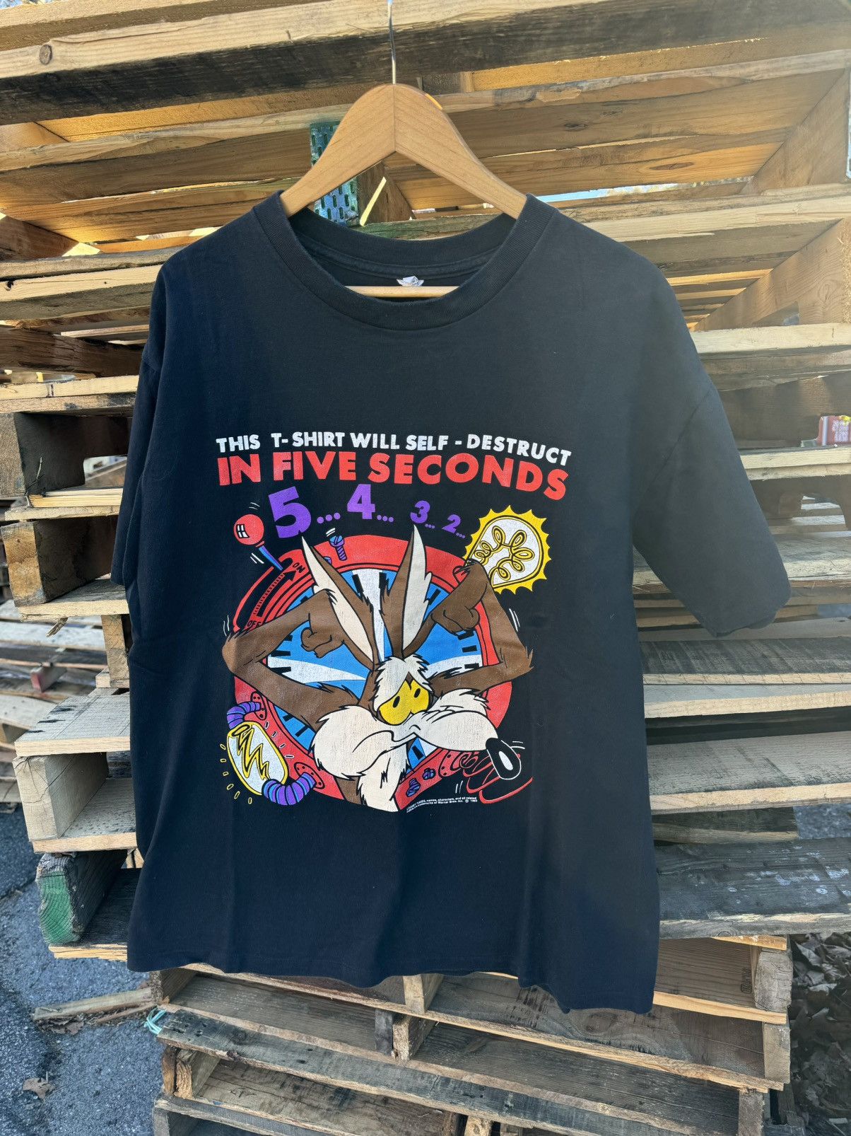 Disney × Vintage × Warner Bros 1992 Looney Tunes Warner Bros 90’s Vintage AOP T-Shirt Size US XL / EU 56 / 4 - 1 Thumbnail