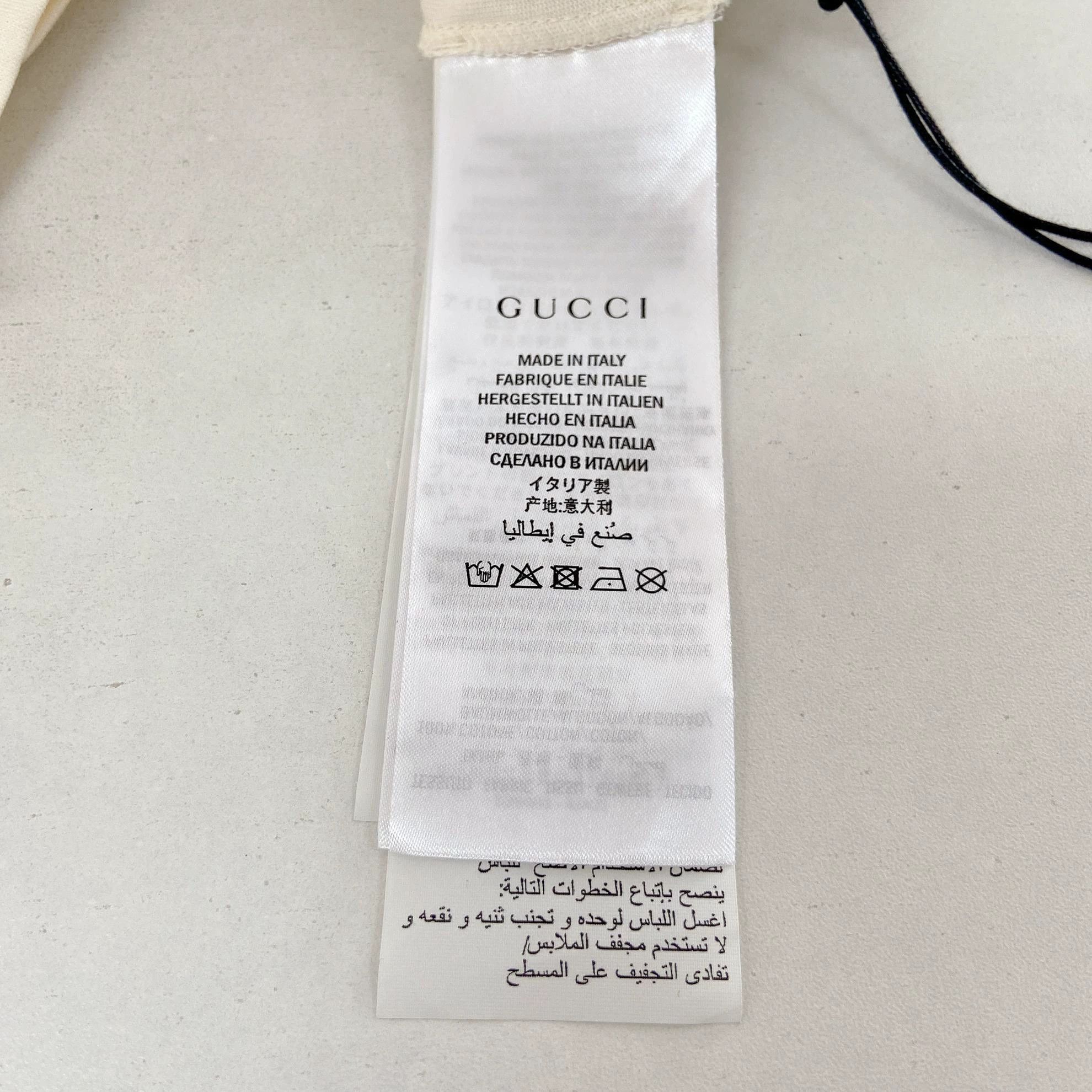 Gucci Gucci Sequin Strawberry Tee L tagged Size US L / EU 52-54 / 3 - 8 Thumbnail