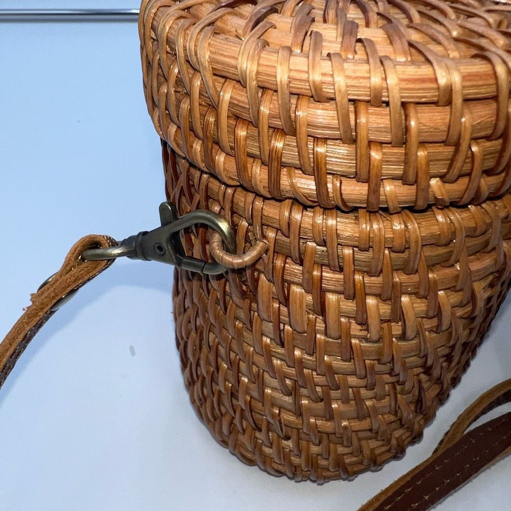 Vintage Vintage Handmade Wicker Basket and Leather Crossbody Bag Size ONE SIZE - 4 Thumbnail