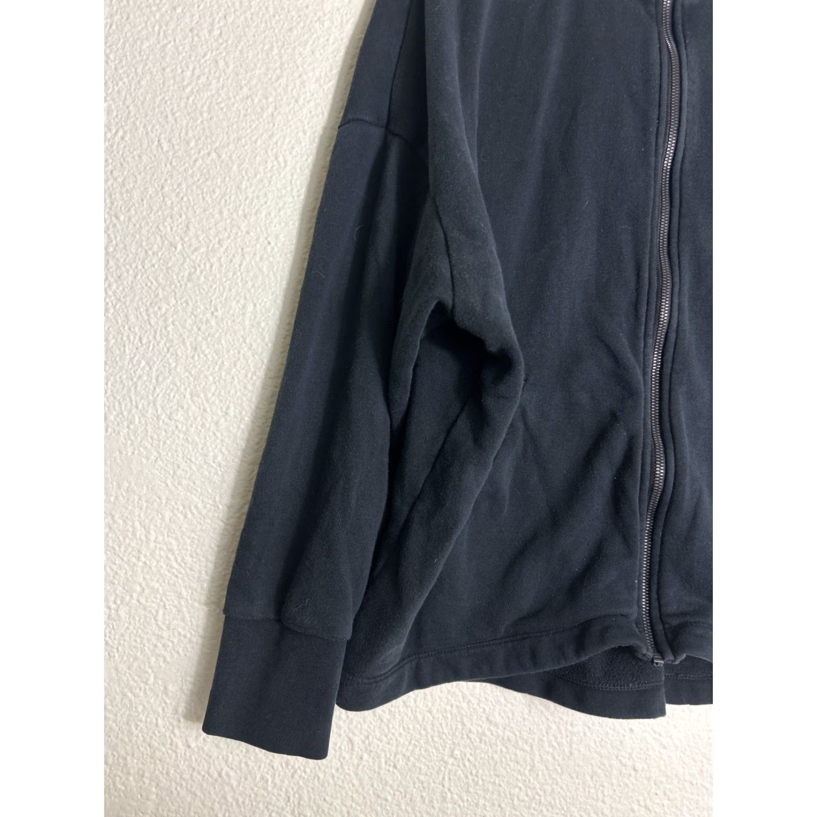 Nike Nike Sportswear Jacket Womens XS Black Full Zip Pockets Solid 90s Modern Sports Running Casual Short Mid-Length Size XS / US 0-2 / IT 36-38 - 2 Thumbnail