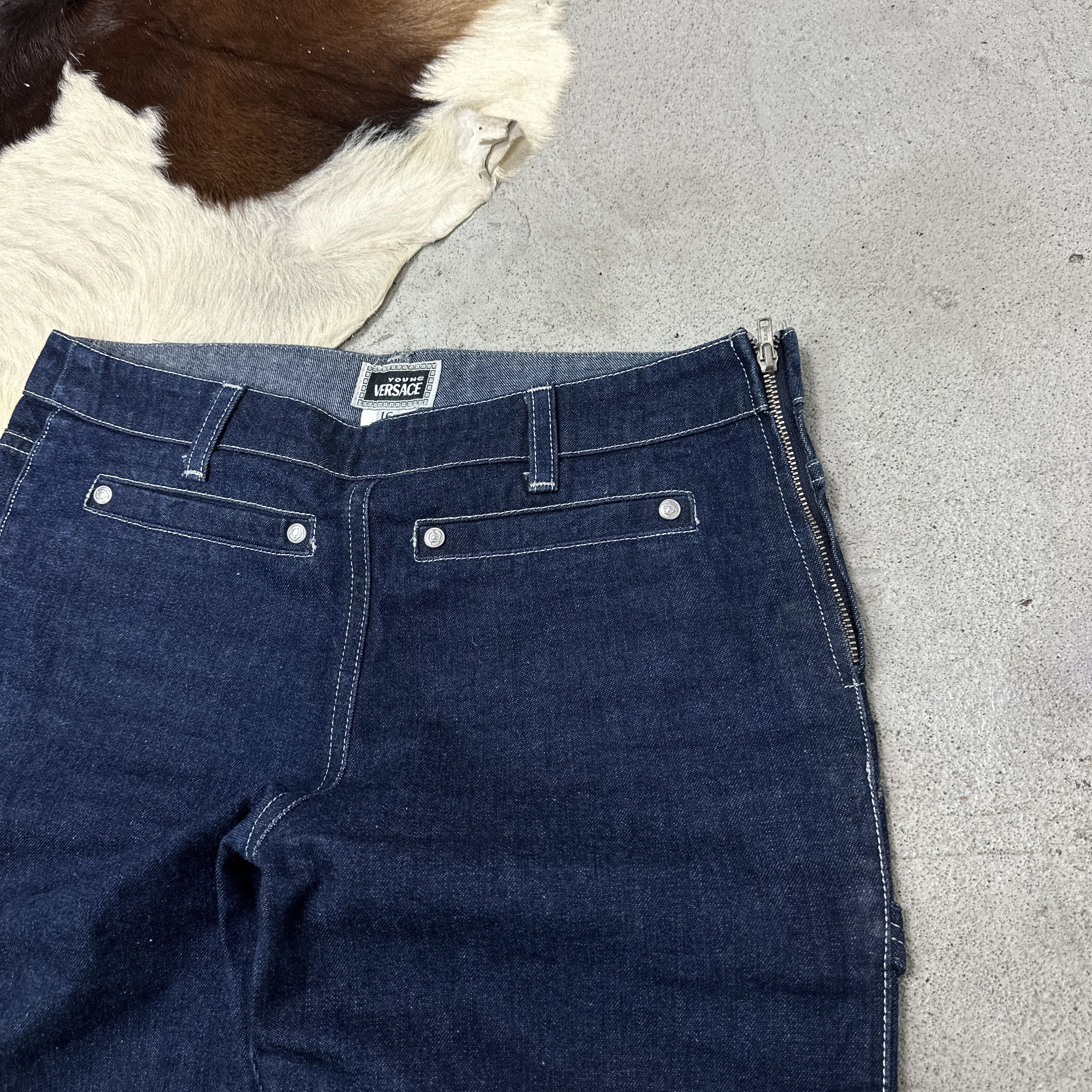 Versace Vintage Denim Versace Jeans Classic Capri Jeans Pants Y2K Size 24" / US 00 / IT 34 - 5 Thumbnail