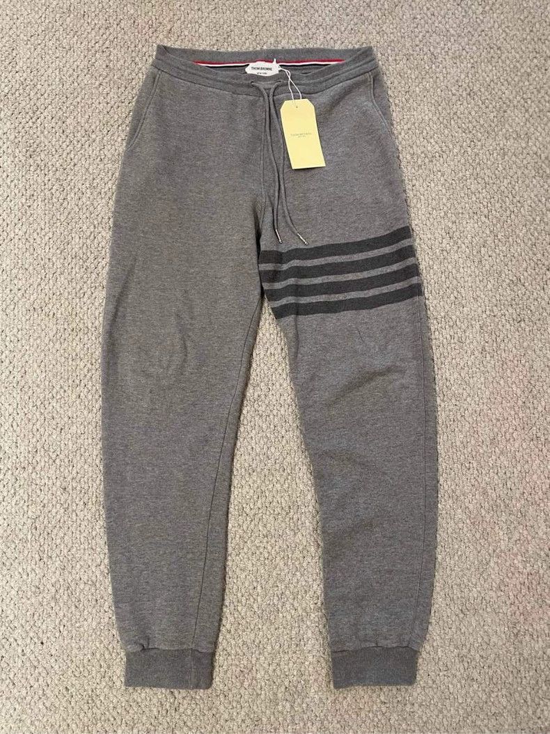 Thom Browne Thom Browne size3 Dark grey tracksuit pants Size US 27 - 1 Thumbnail