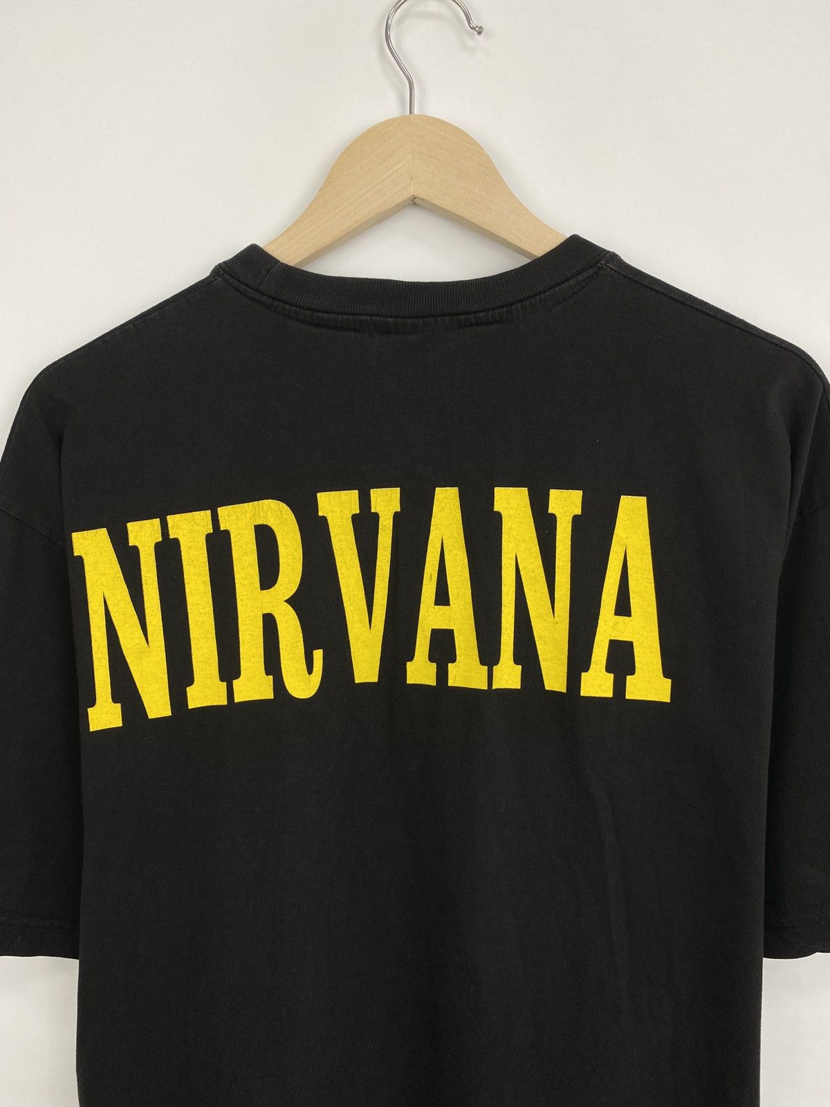 Vintage 90s Kurt Cobain Nirvana T-Shirt Rare Retro Hype Y2K
