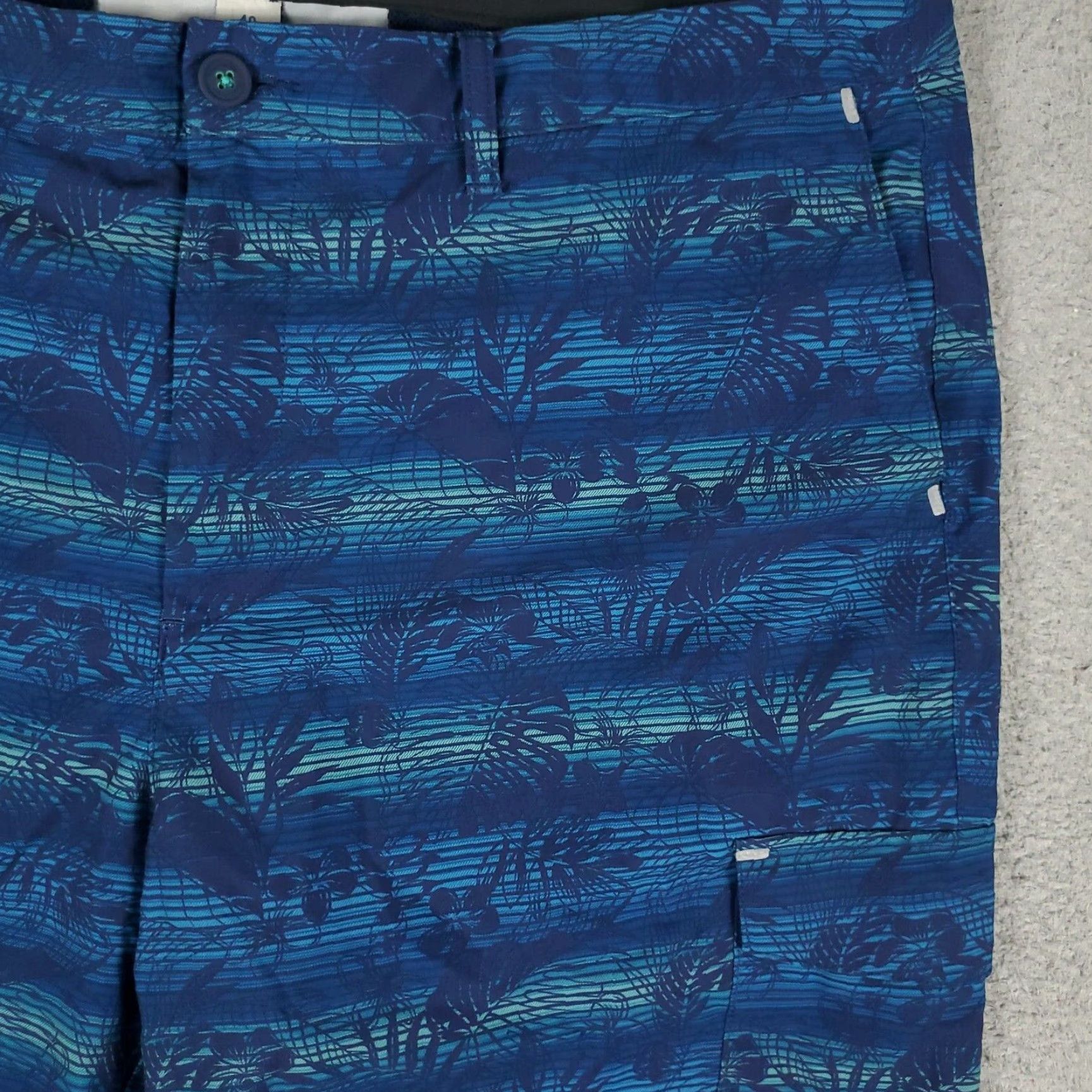 Tommy Bahama Tommy Bahama Shorts Mens 2XL Blue Striped Tropical Beach Board Swim Trunks Size US 39 - 3 Thumbnail