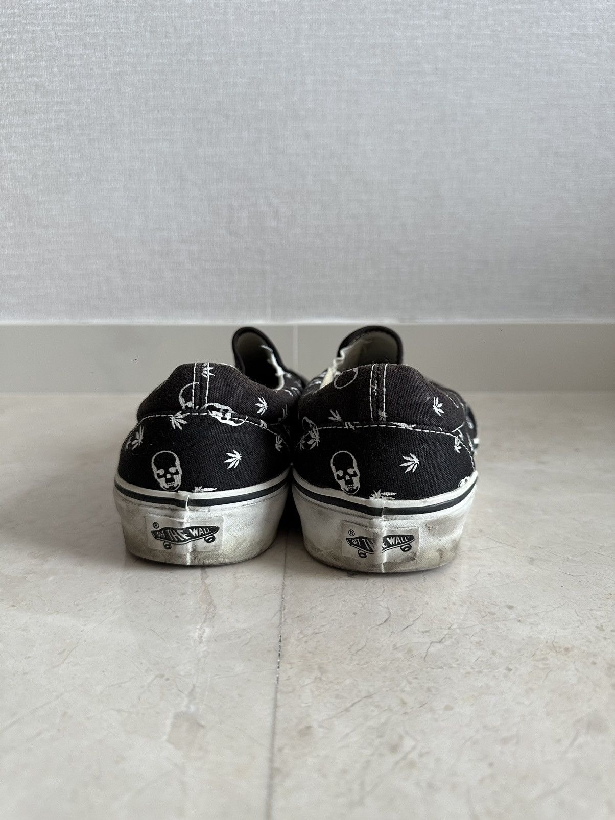 Vans Lucien Pellat-Finet Skull Marijuana Slip On Size US 9 / EU 42 - 5 Thumbnail