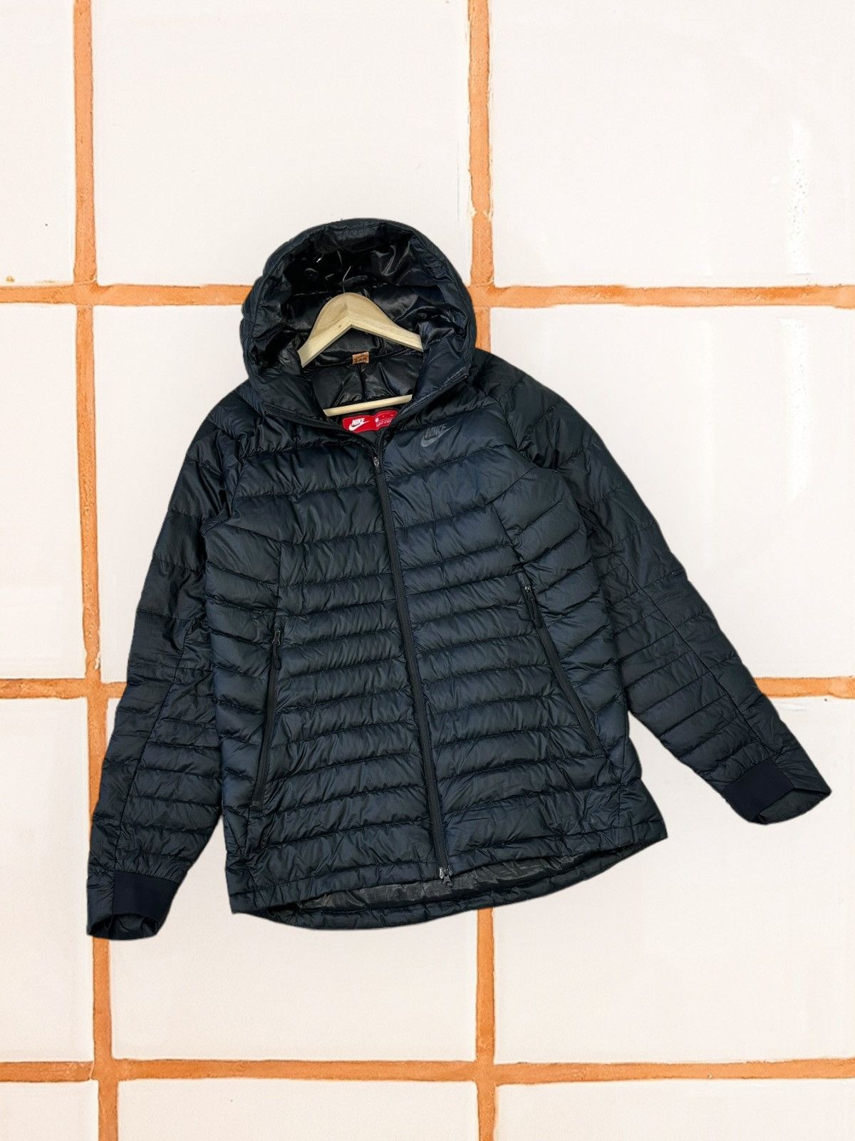 image of Nike Down Field Puffer Jacket With Hooded Streetwear in Black, Men's (Size Small)