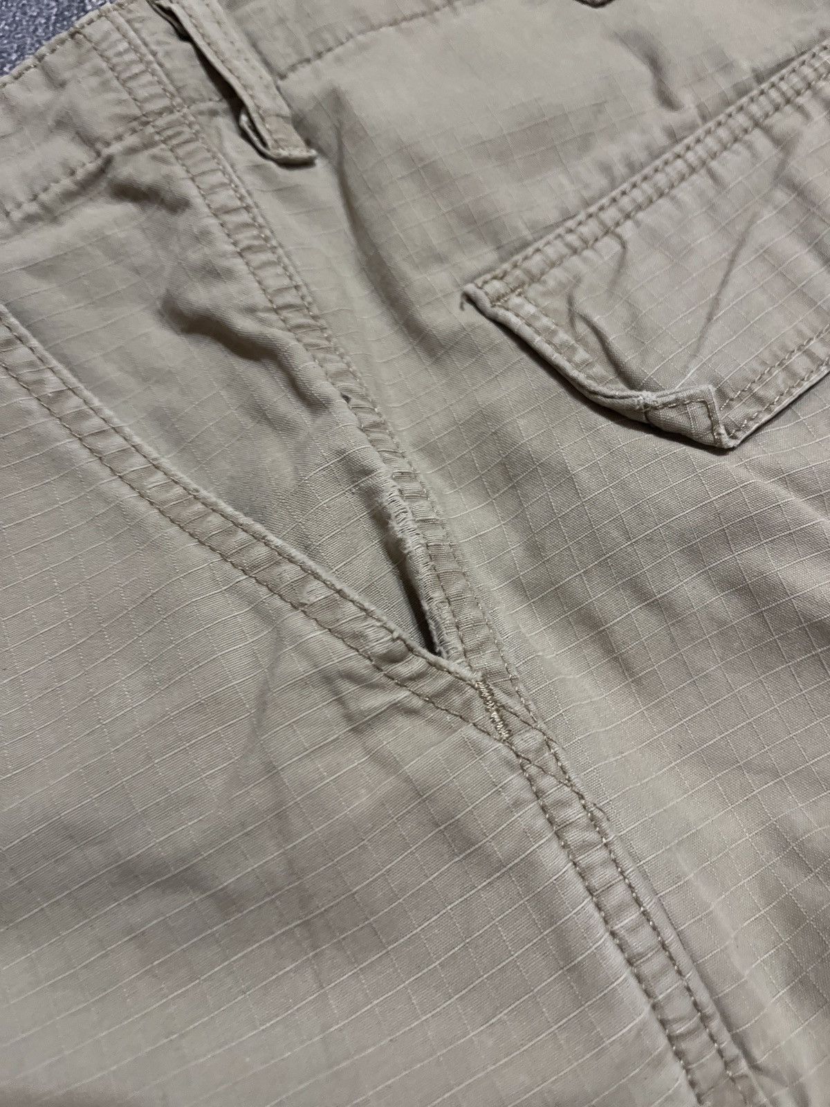 Carhartt × Vintage Vintage Y2K Carhartt Bermuda cargo japan style shorts Size US 36 / EU 52 - 10 Thumbnail