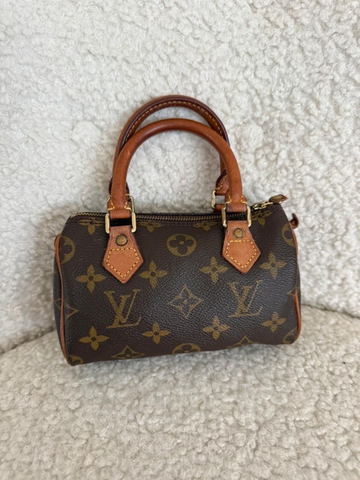 Louis Vuitton Louis Vuitton Nano Speedy Size ONE SIZE - 3 Thumbnail