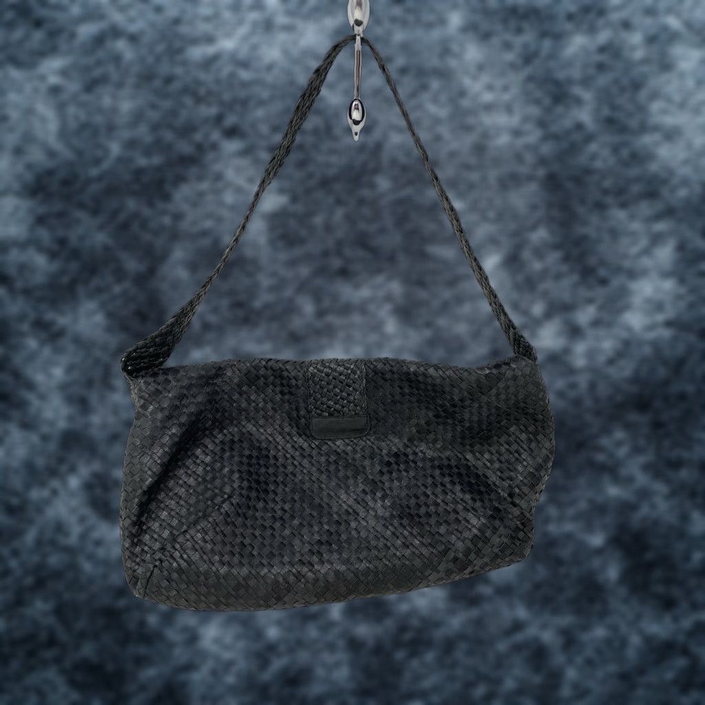 Vintage Elliott Lucca Black Leather Shoulder Bag Braided Grommet Hobo Bag Flap Medium Womens Size ONE SIZE - 1 Thumbnail