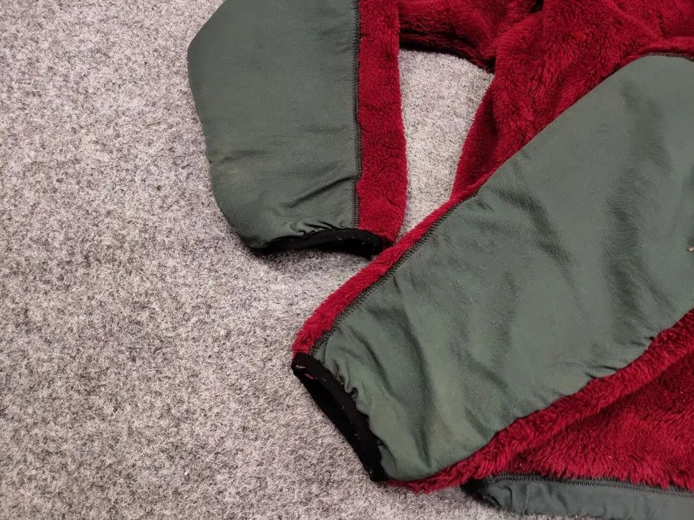 Japanese Brand Vintage 90's lowe Alpine Red Retro Fleece Zip Up Jacket Size US XL / EU 56 / 4 - 6 Thumbnail