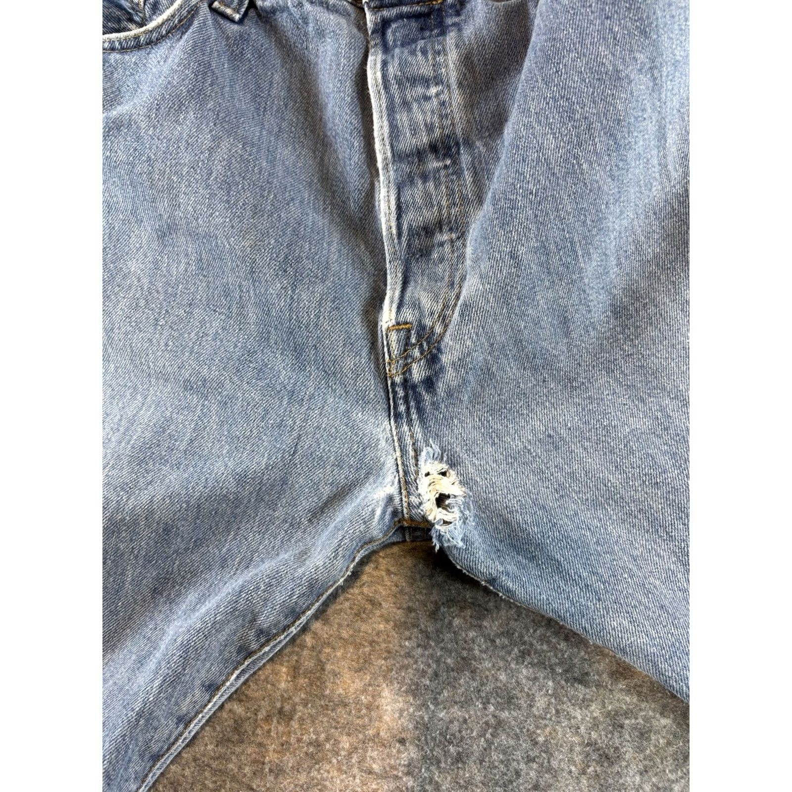 Levi's Levi's 501 Jeans Men's 36x30 Blue Denim Button Fly Straight Classic Regular Size 36 Mens Jeans USA 501 Series Vintage: No Size US 36 / EU 52 - 5 Thumbnail