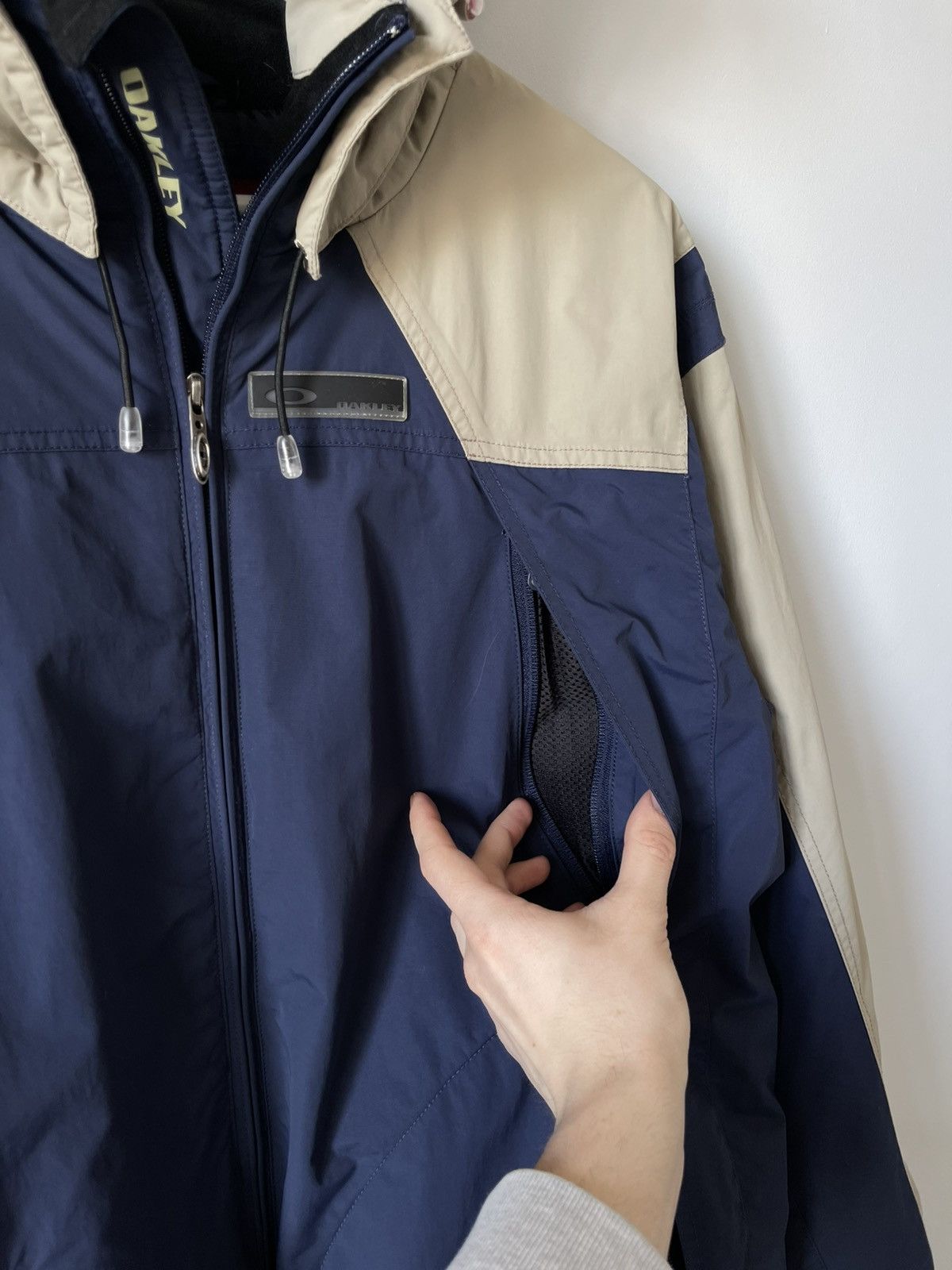 Oakley Vintage Oakley Road Fuel Two Tone Technical Vent Ski Jacket Size US M / EU 48-50 / 2 - 5 Thumbnail