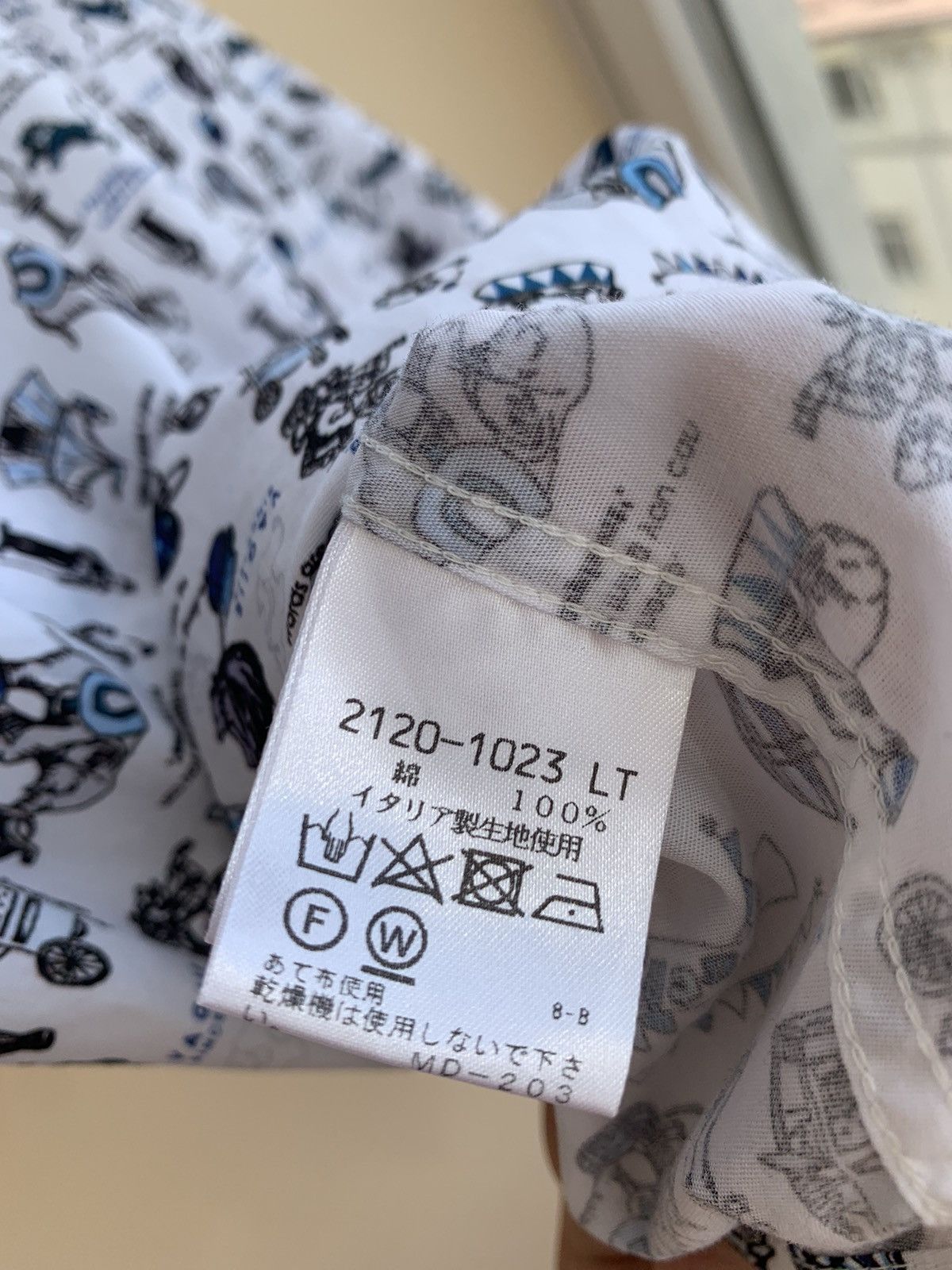 Japanese Brand Vagiie Circus Print Long Sleeve Shirt by Leggiuno Size 50 Size US M / EU 48-50 / 2 - 12 Thumbnail