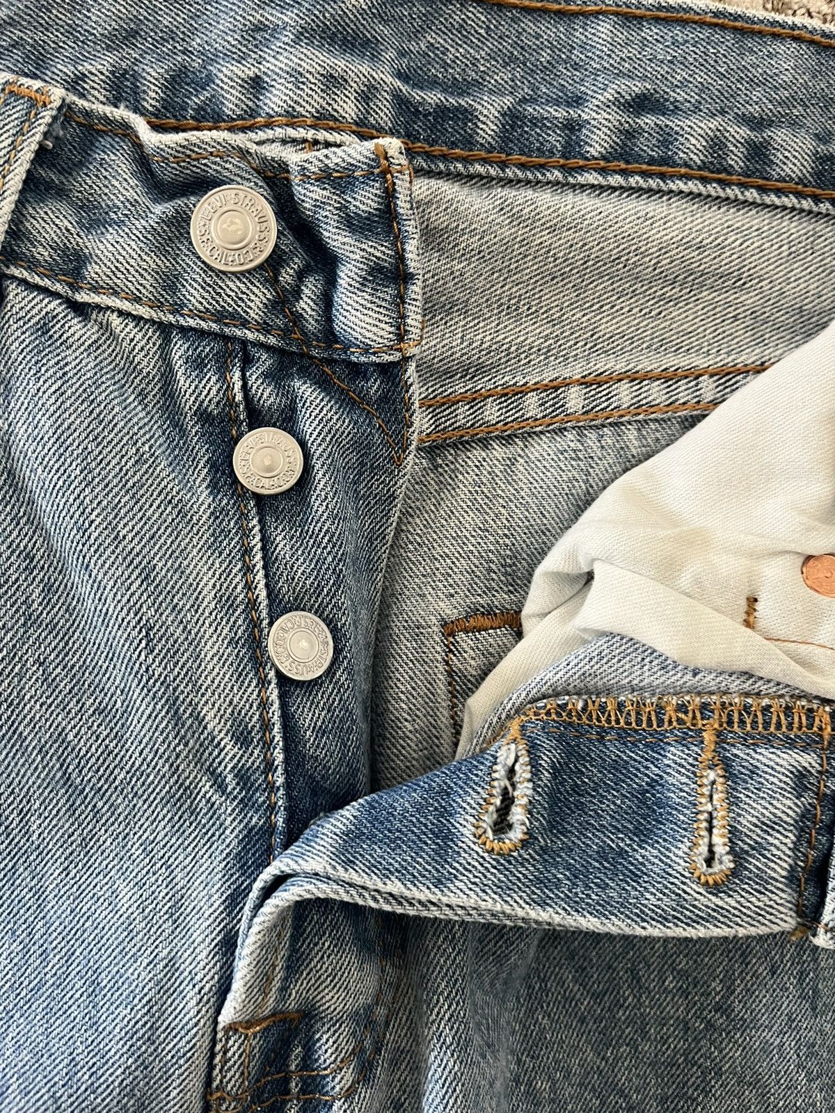Levi's Light blue washed denim jeans Size US 28 / EU 44 - 2 Thumbnail