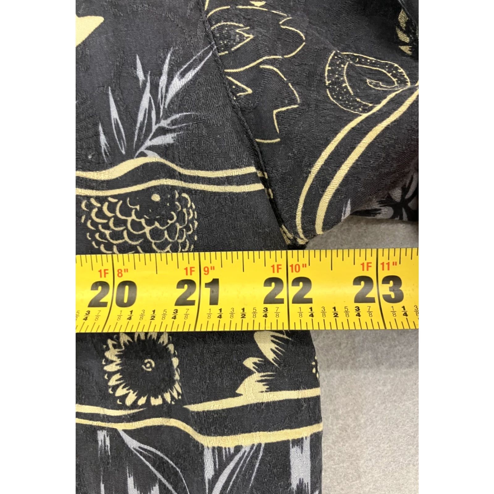 Tommy Bahama Tommy Bahama Hawaiian Shirt Mens L Fish Palm Trees Size US L / EU 52-54 / 3 - 4 Thumbnail