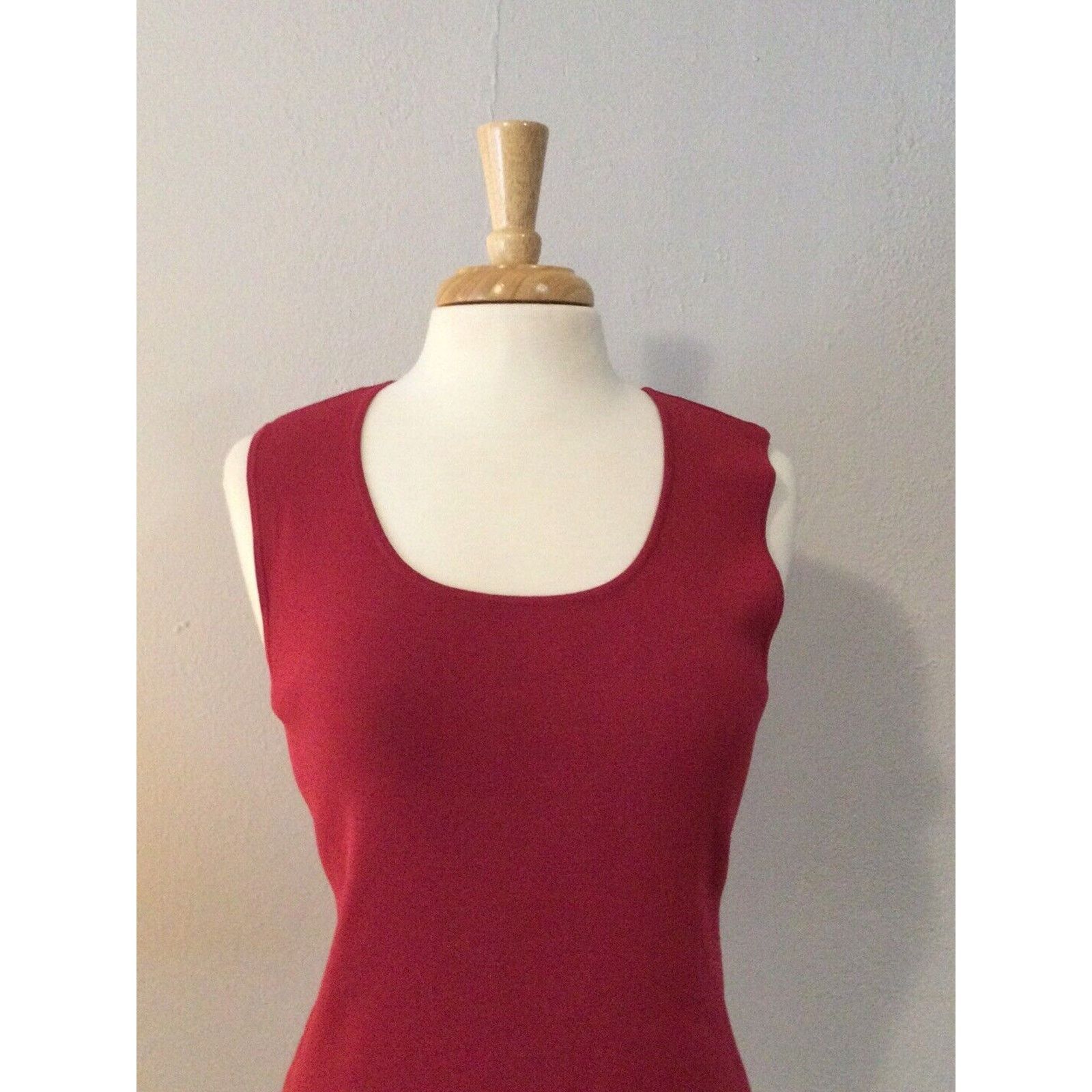 Chicos Chico's Design Red Rayon/Nylon Sleeveless Tank Top 2/L/12 Size L / US 10 / IT 46 - 3 Thumbnail