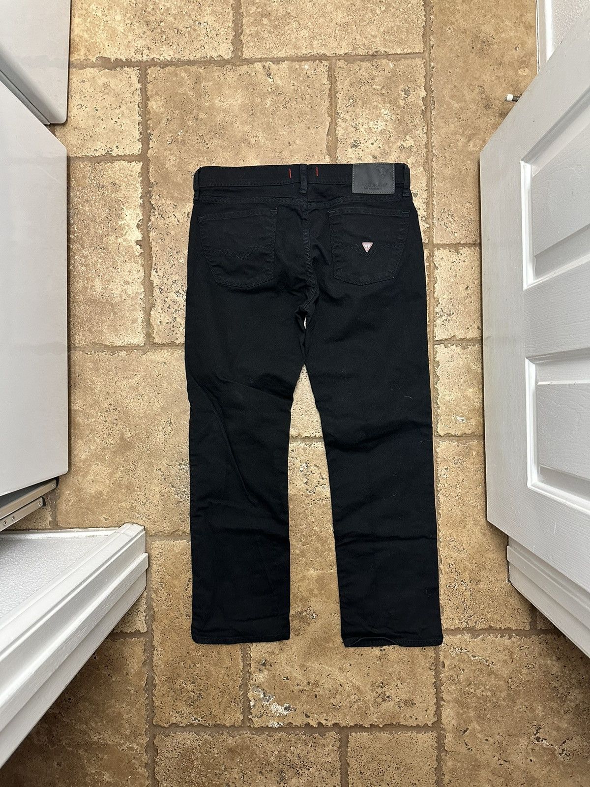 Guess Guess Men’s Black Denim Jeans Pants Lincoln Slim Straight Size US 34 / EU 50 - 8 Thumbnail