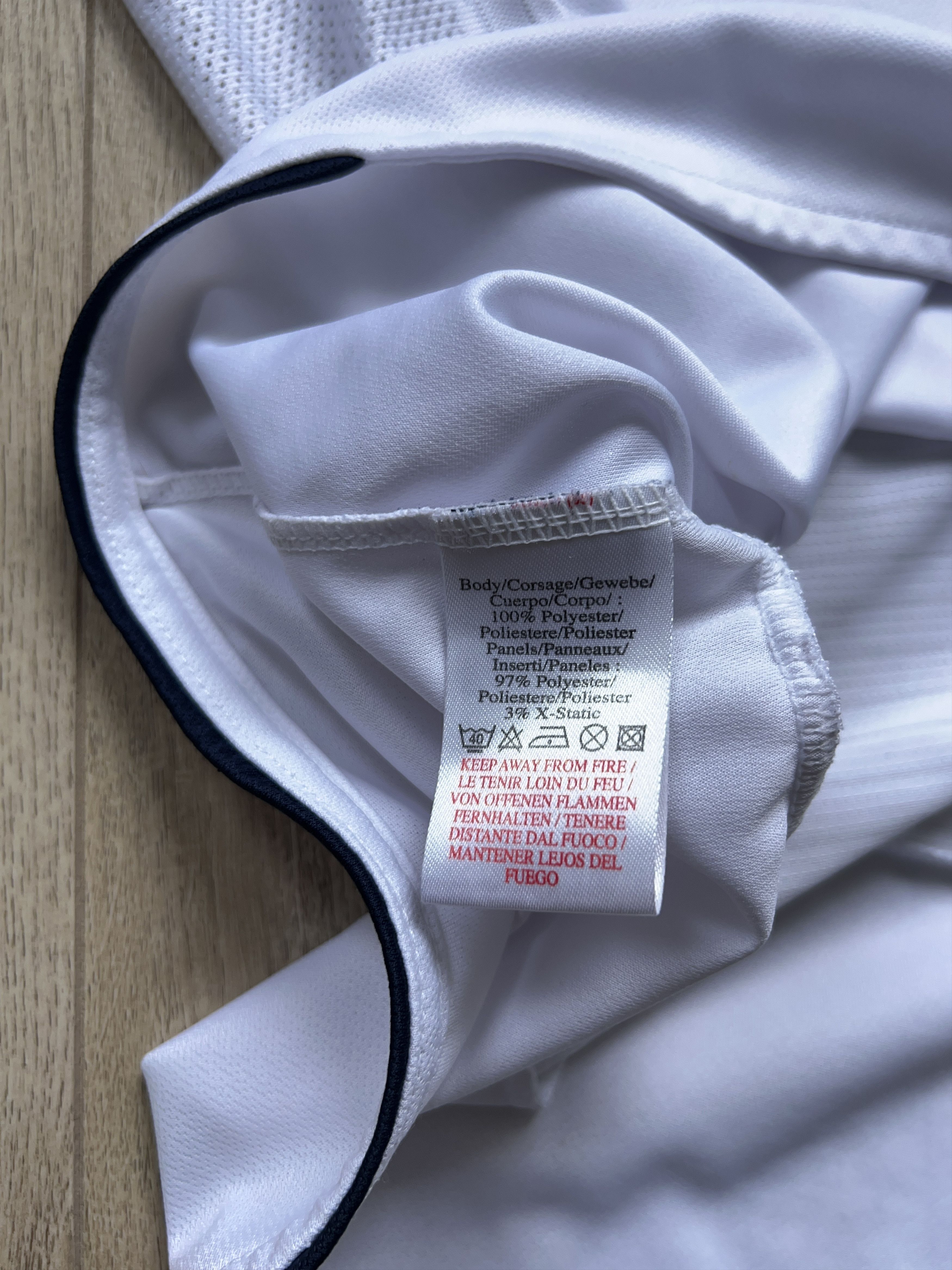 Umbro × Vintage Mens England National Team 2006 2007 Home Football XL Size US XL / EU 56 / 4 - 9 Thumbnail