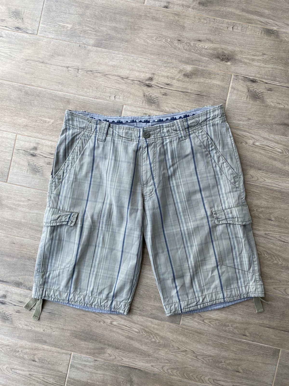Nike × Vintage Nike Vintage Cargo Shorts Size US 34 / EU 50 - 4 Thumbnail