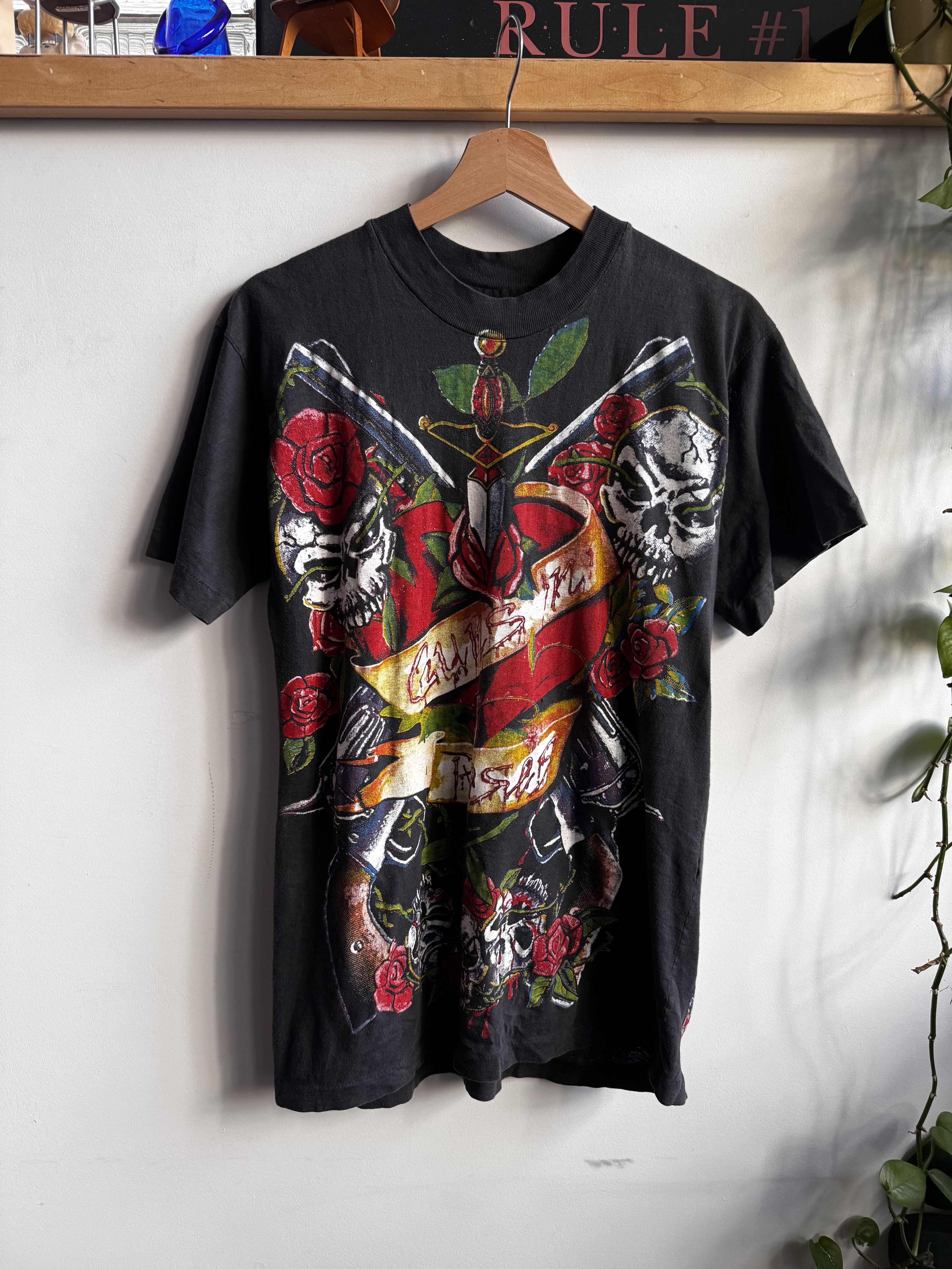 90s Guns n Roses Bootleg AOP T shirt Size S/M