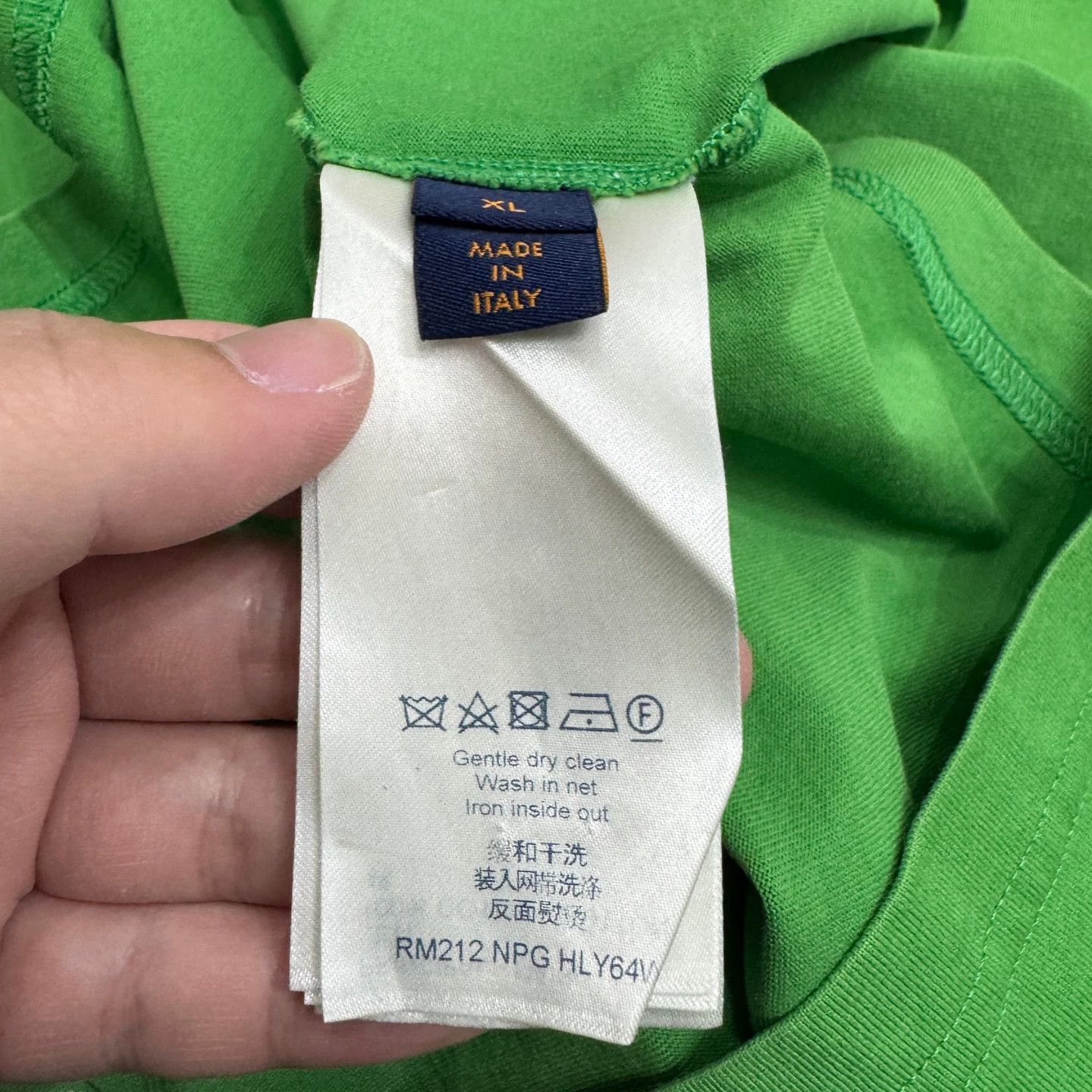 Louis Vuitton LV Embossed Monogram Short Sleeve Tee XL 95 New Size US XL / EU 56 / 4 - 4 Thumbnail