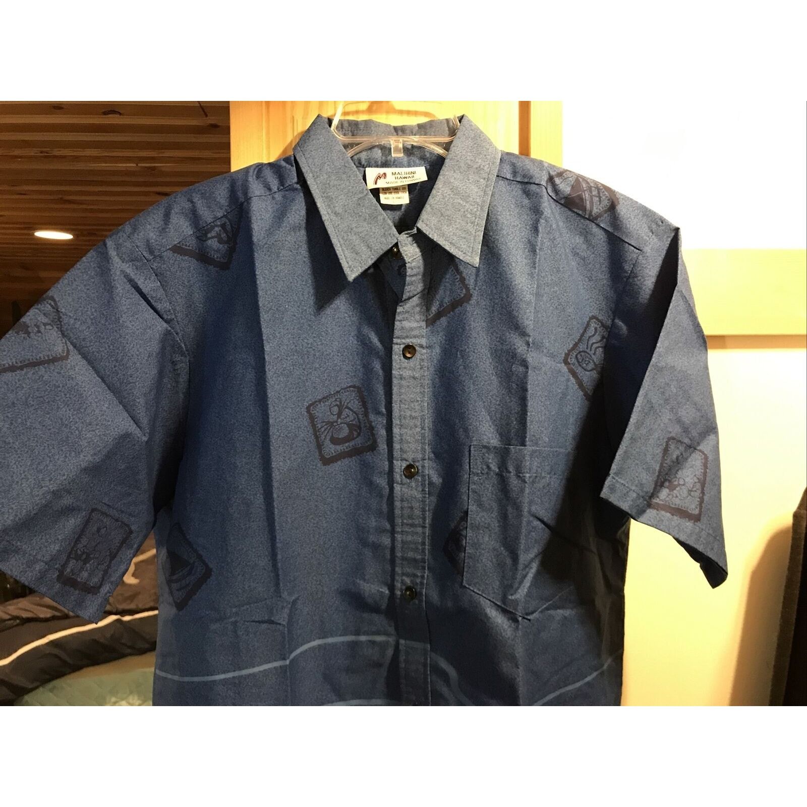 Other Malihini Hawaii Men’s L Blue SS Buitton Down Hawaiian Shirt Size US L / EU 52-54 / 3 - 9 Thumbnail