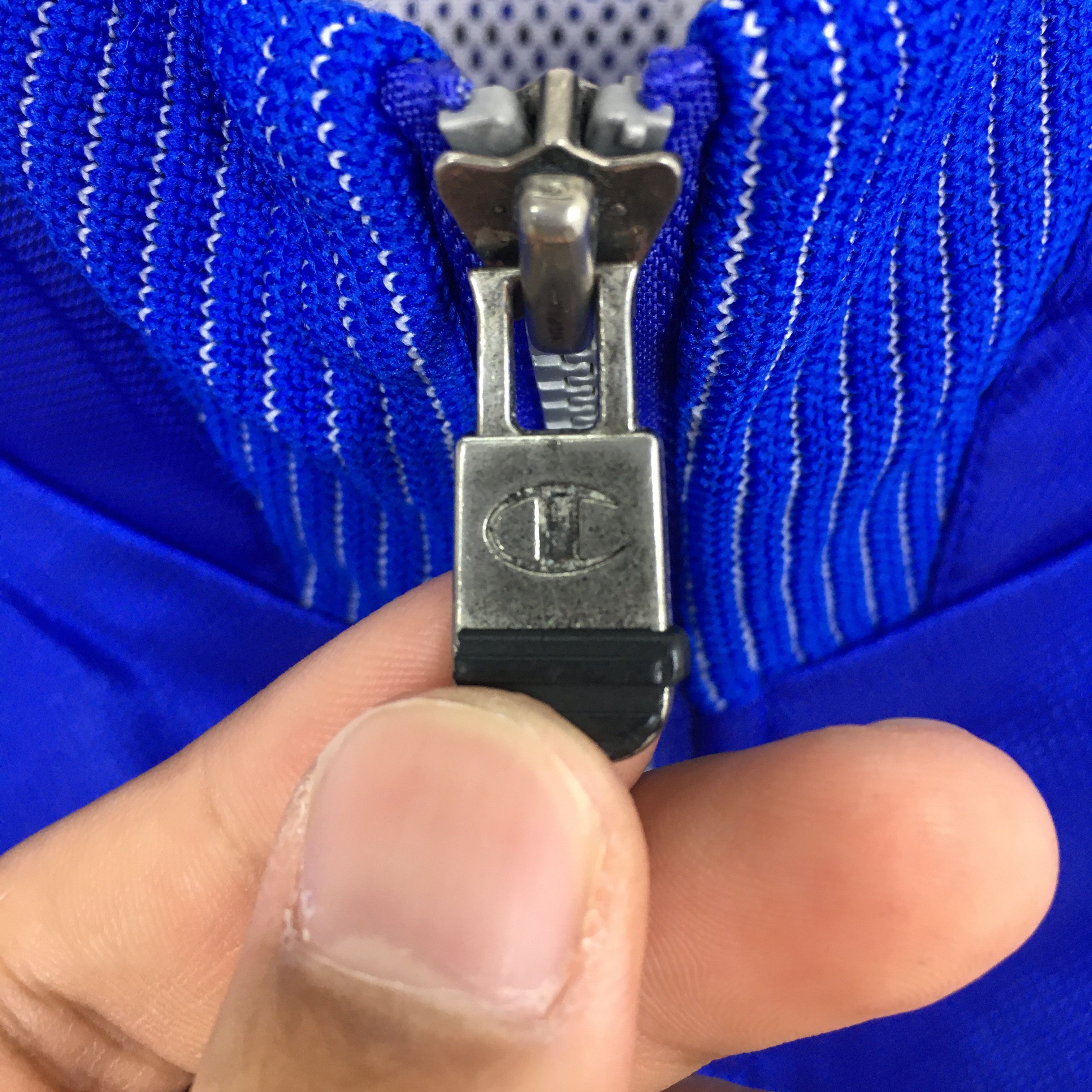 Champion Vintage 90s Champion Light Jacket Blue Windbreaker XLarge Size US XL / EU 56 / 4 - 4 Thumbnail