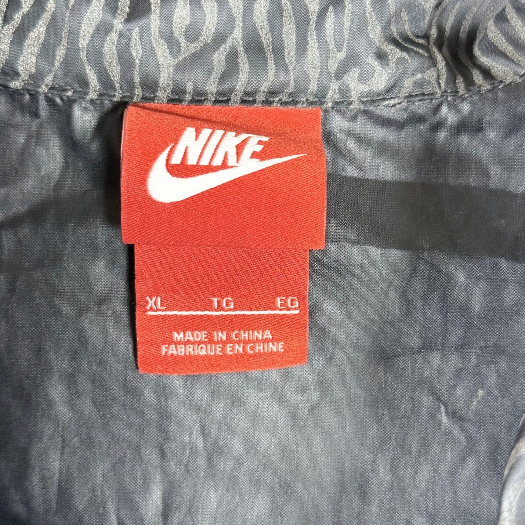 Nike Nike Windrunner Jacket Women's XL Black Zebra Print Reflective Lightweight Windbreaker Reflective Zip Hooded Activewear Niko? Size XL / US 12-14 / IT 48-50 - 6 Thumbnail