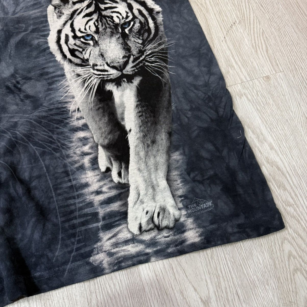 The Mountain The mountain tie dye white tiger print tee Size US L / EU 52-54 / 3 - 3 Thumbnail