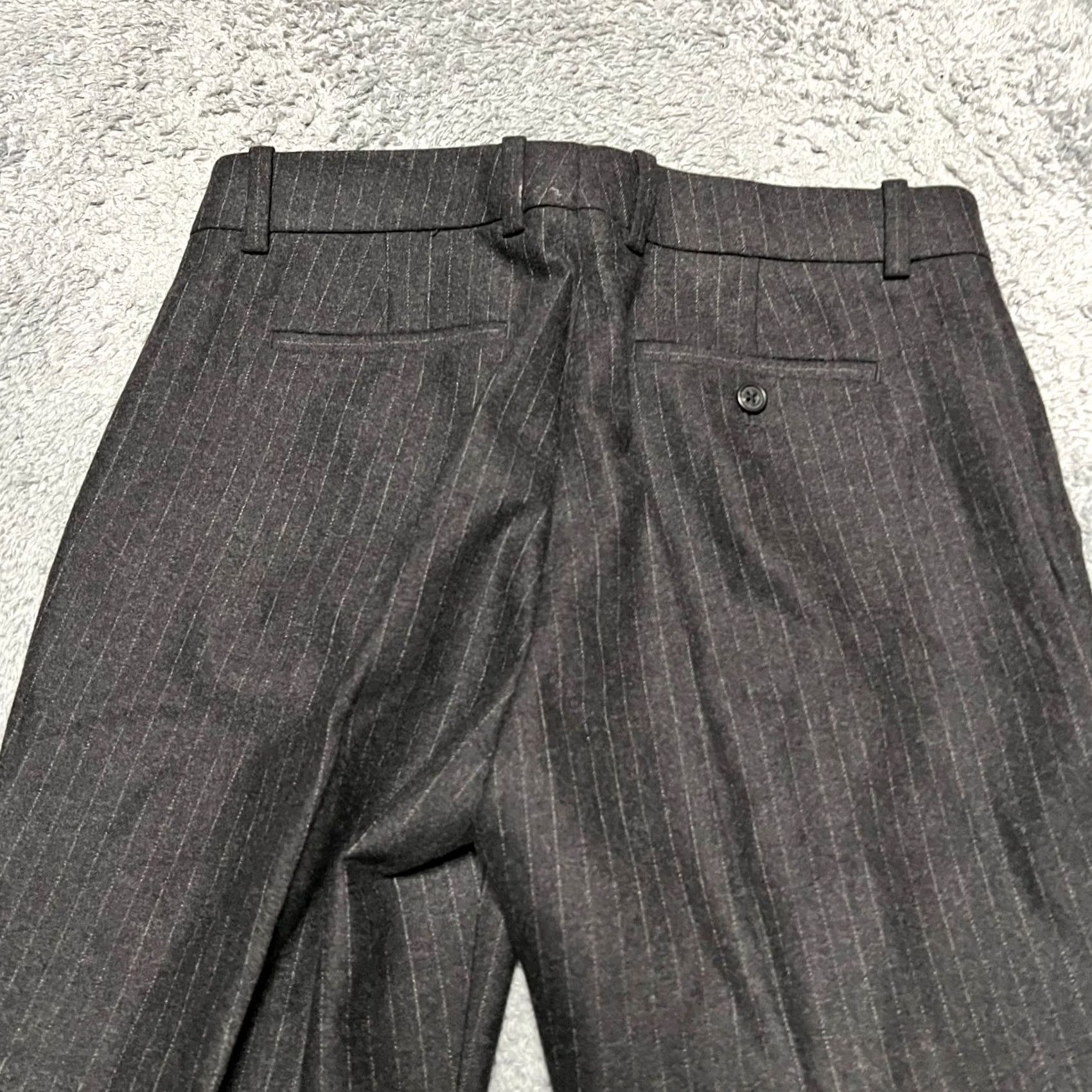 J.Crew J.Crew Pants Womens 2 Tollegno 1900 Wool Gray Stripe Straight Leg 31x27 Dress Pants Womens Gray 2 Regular Boys? Size 26" / US 2 / IT 38 - 2 Thumbnail