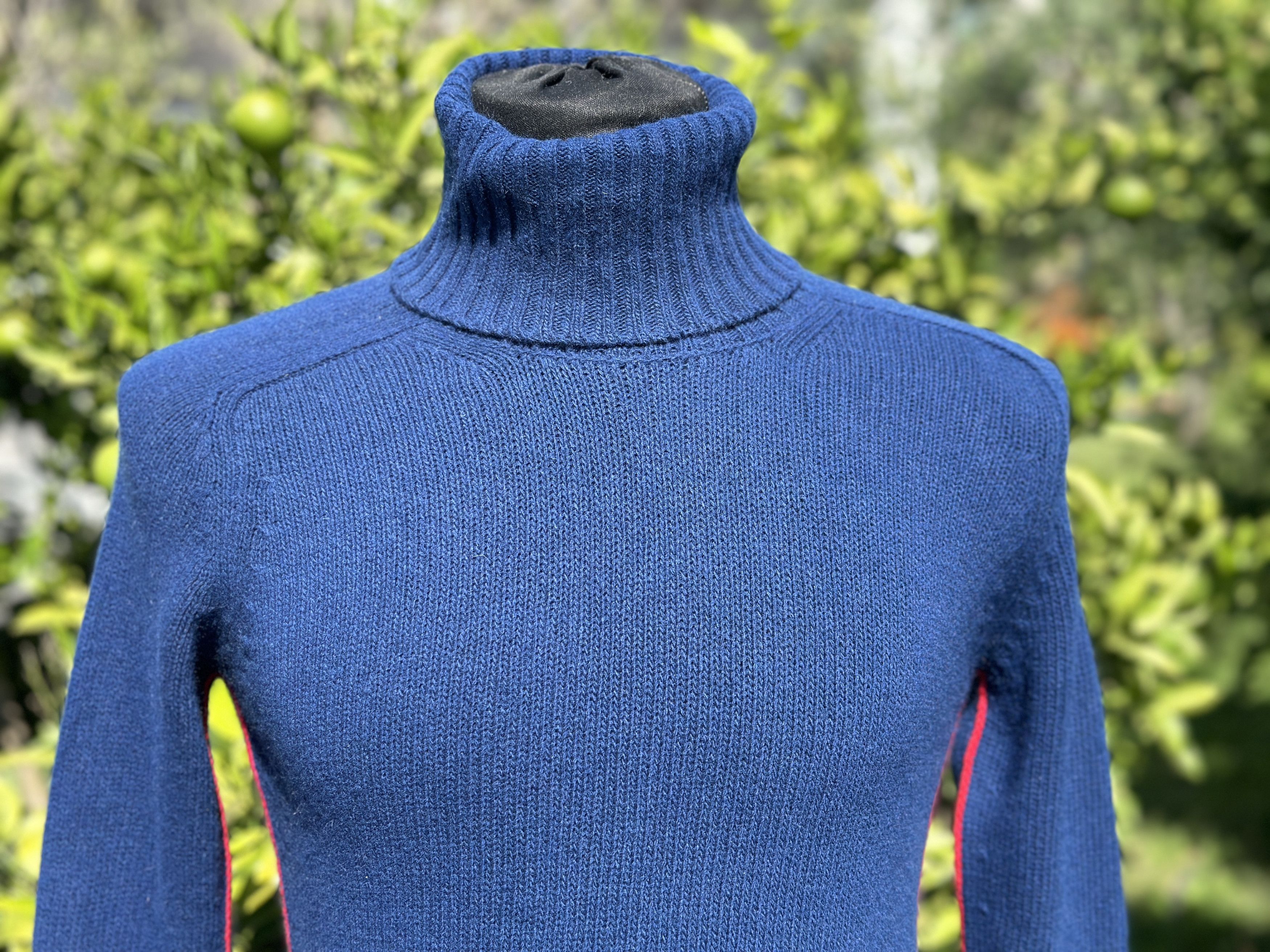 Prada Milano Cashmere Turtleneck Red Piping Size 40 IT Xs S Size S / US 4 / IT 40 - 8 Thumbnail
