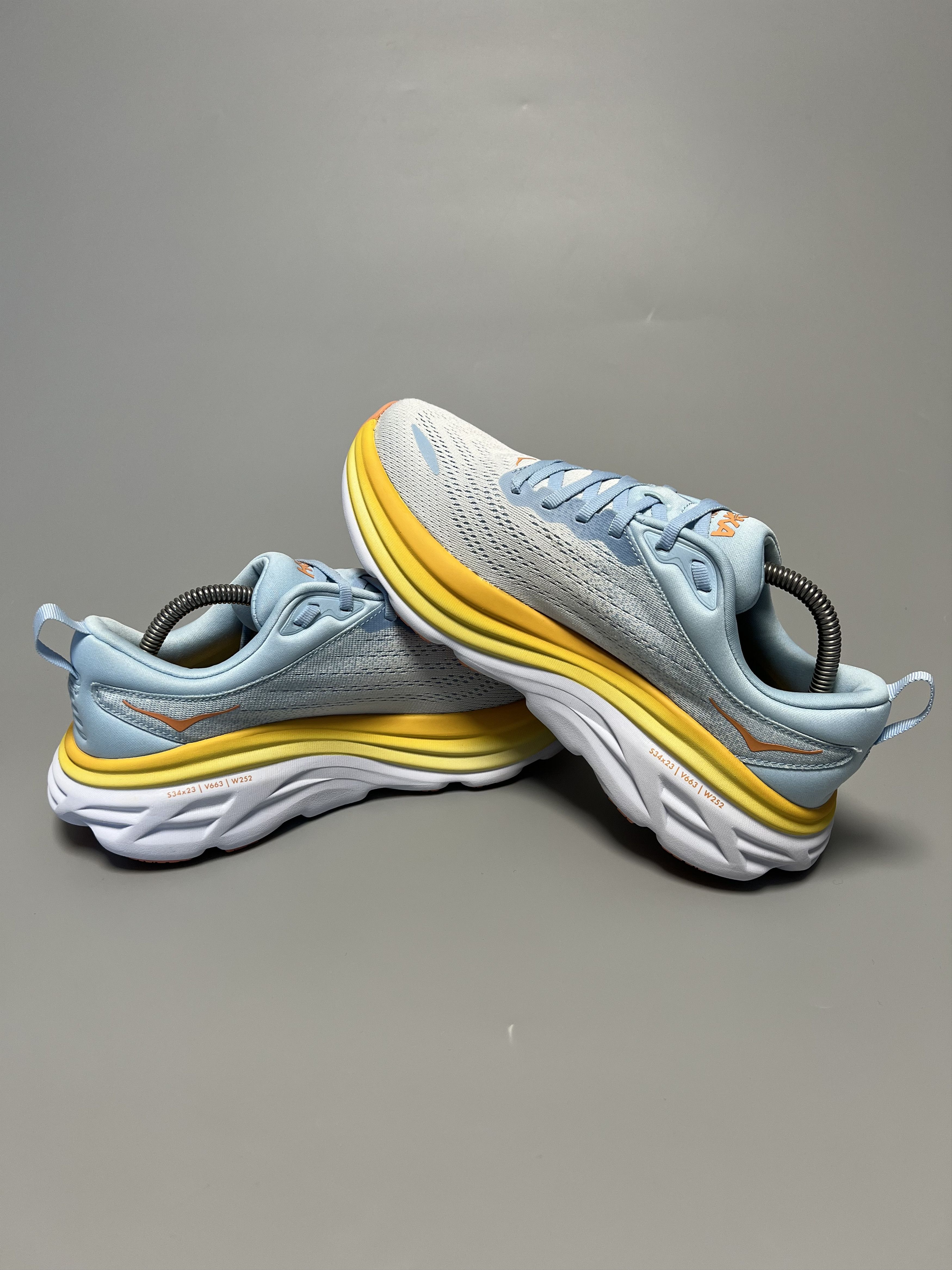 Hoka 8.5B Hoka One One Bondi 8 Wide Running Shoes Walking Gym Size US 8.5 / IT 38.5 - 5 Thumbnail